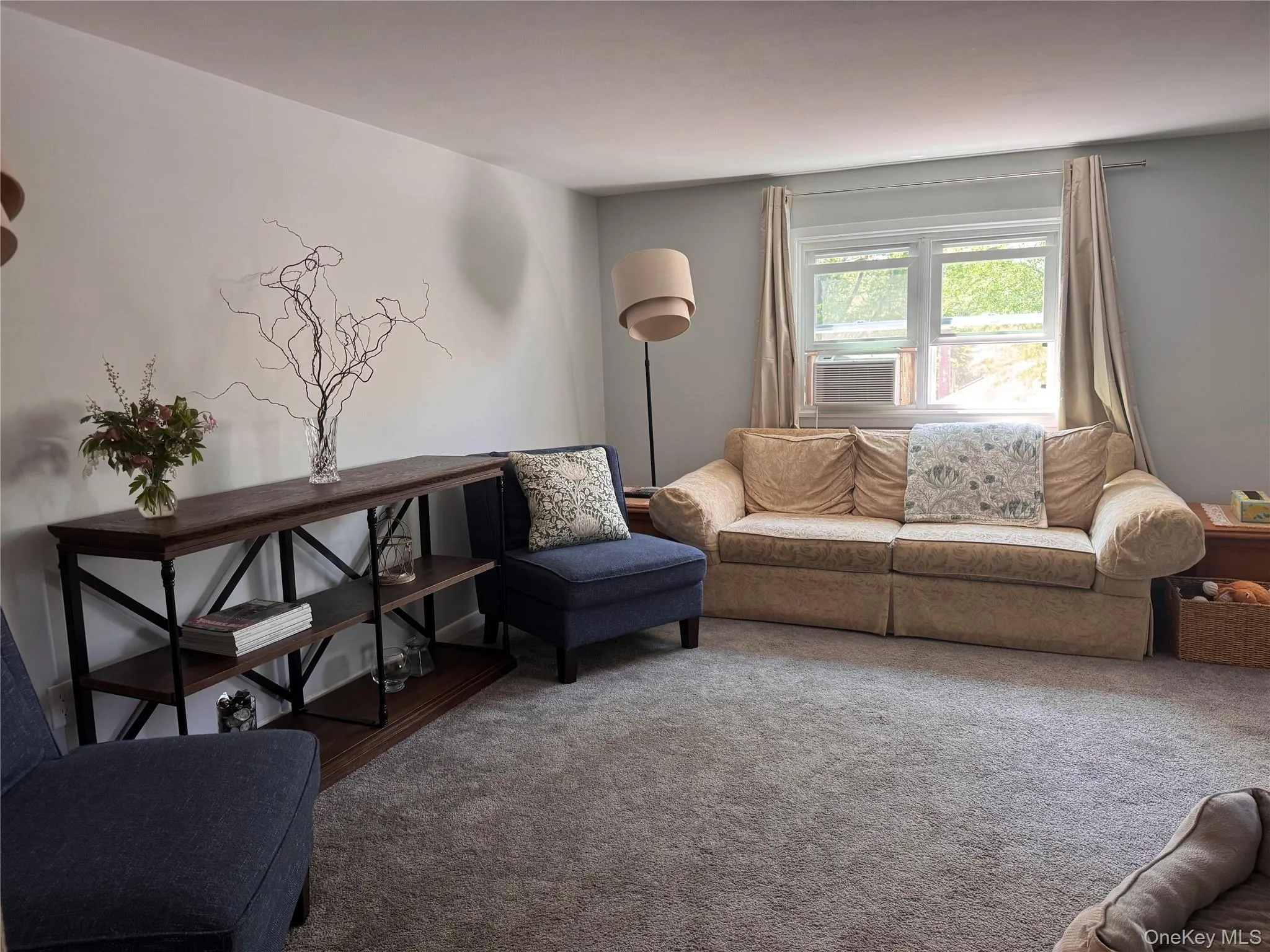 57 Hall Avenue, Clarkstown, NY, 1 Bedroom Bedrooms, 4 Rooms Rooms,1 BathroomBathrooms,Residential Lease,For Rent,Hall,0,991206 57 Hall Avenue, Clarkstown, NY, 1 Bedroom Bedrooms, 4 Rooms Rooms,1 BathroomBathrooms,Residential Lease,For Rent,Hall,0,991206