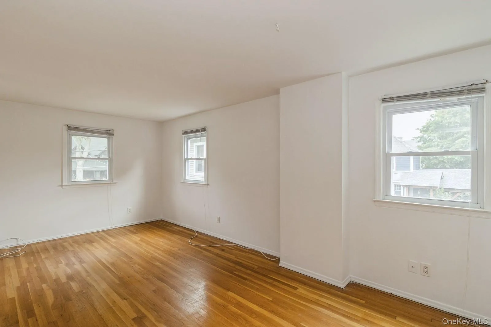 22 Central Street, Huntington, NY, 4 Bedrooms Bedrooms, 8 Rooms Rooms,2 BathroomsBathrooms,Residential Lease,For Rent,Central,0,991219 22 Central Street, Huntington, NY, 4 Bedrooms Bedrooms, 8 Rooms Rooms,2 BathroomsBathrooms,Residential Lease,For Rent,Central,0,991219