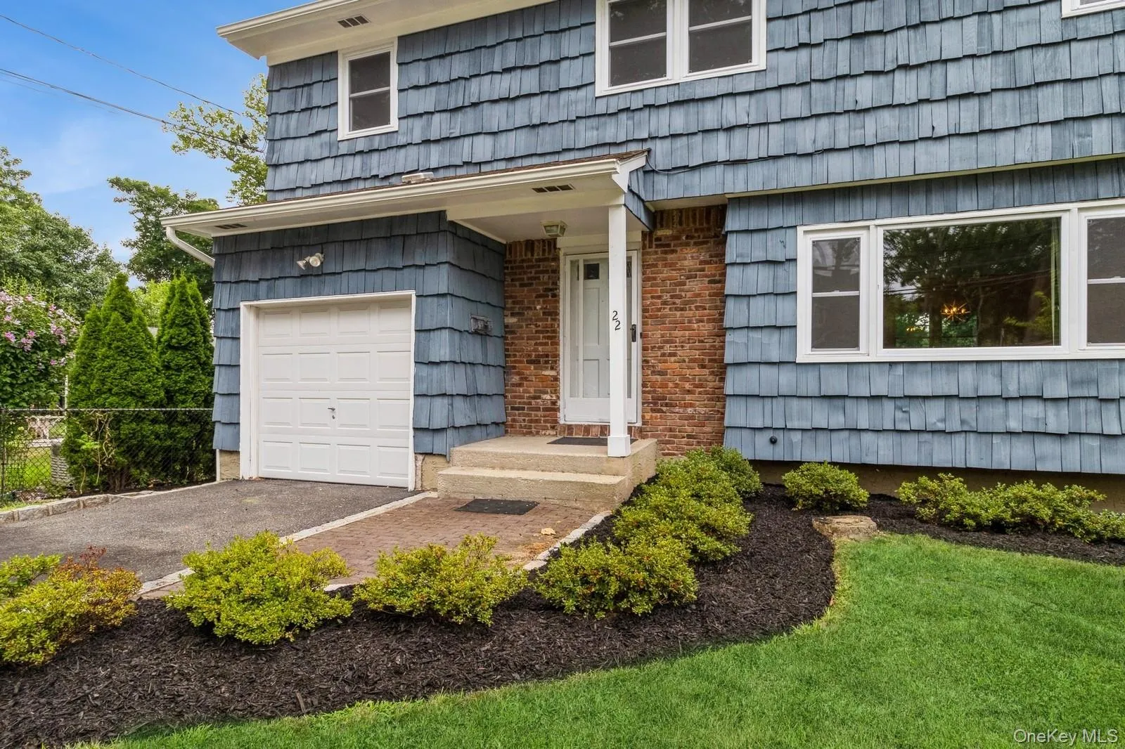 22 Central Street, Huntington, NY, 4 Bedrooms Bedrooms, 8 Rooms Rooms,2 BathroomsBathrooms,Residential Lease,For Rent,Central,0,991219 22 Central Street, Huntington, NY, 4 Bedrooms Bedrooms, 8 Rooms Rooms,2 BathroomsBathrooms,Residential Lease,For Rent,Central,0,991219