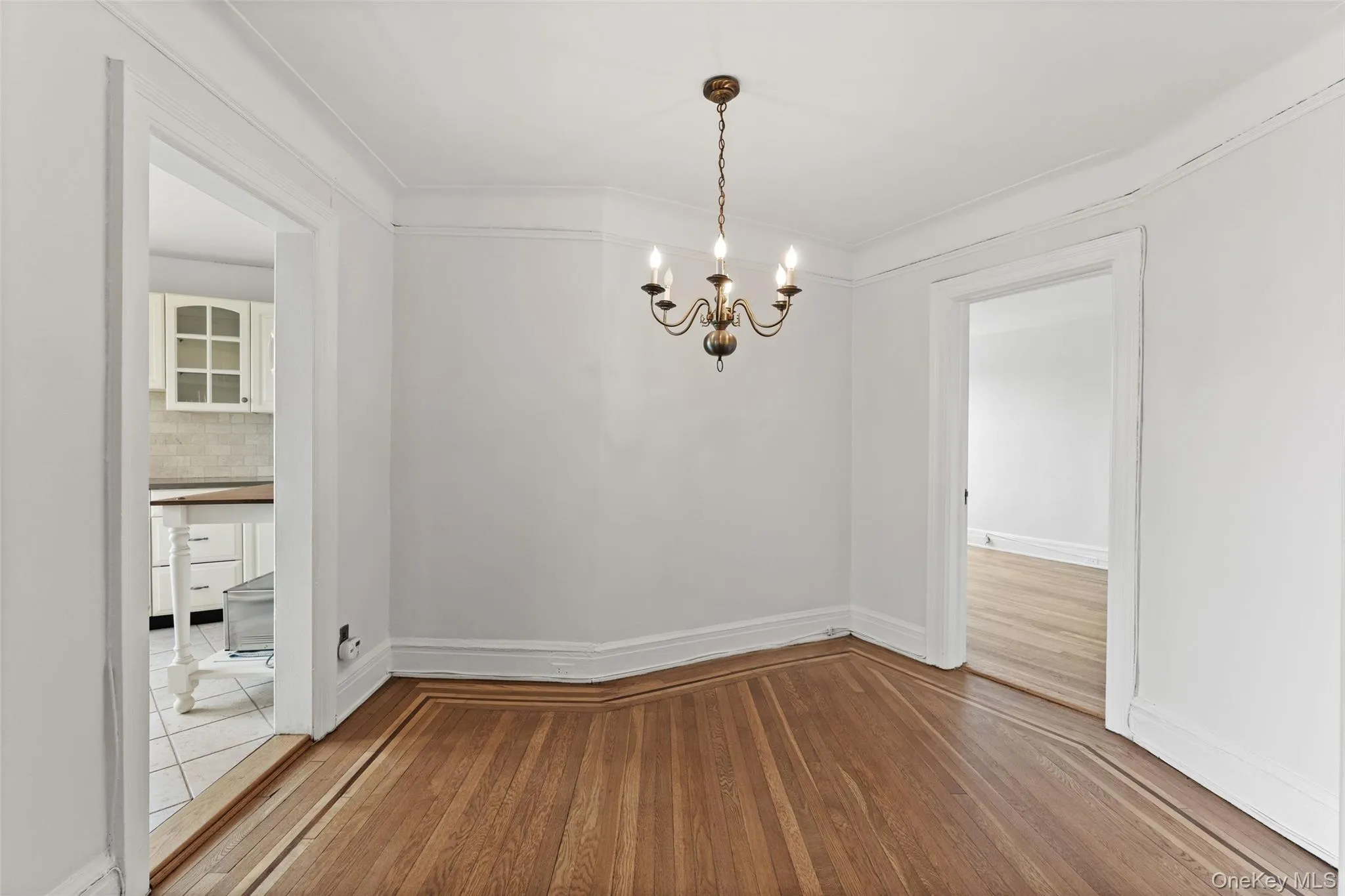 42 Pondfield, Yonkers, NY, 1 Bedroom Bedrooms, 4 Rooms Rooms,1 BathroomBathrooms,Residential,For Rent,Pondfield,0,991224 42 Pondfield, Yonkers, NY, 1 Bedroom Bedrooms, 4 Rooms Rooms,1 BathroomBathrooms,Residential,For Rent,Pondfield,0,991224