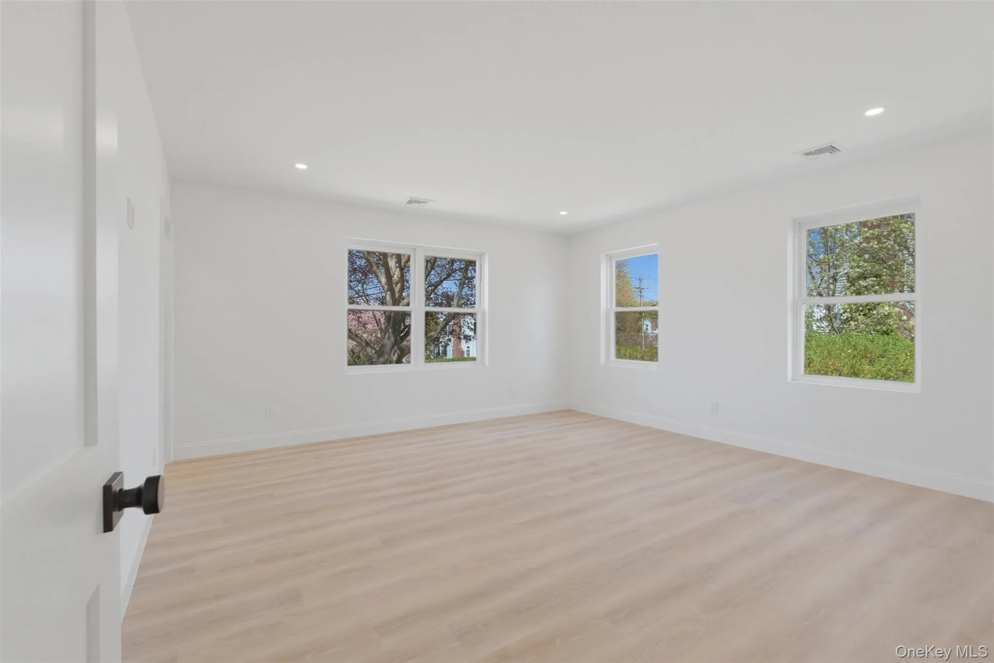 2800 Sarles Drive, Yorktown, NY, 4 Bedrooms Bedrooms, 7 Rooms Rooms,2 BathroomsBathrooms,Residential,For Rent,Sarles,0,991229 2800 Sarles Drive, Yorktown, NY, 4 Bedrooms Bedrooms, 7 Rooms Rooms,2 BathroomsBathrooms,Residential,For Rent,Sarles,0,991229