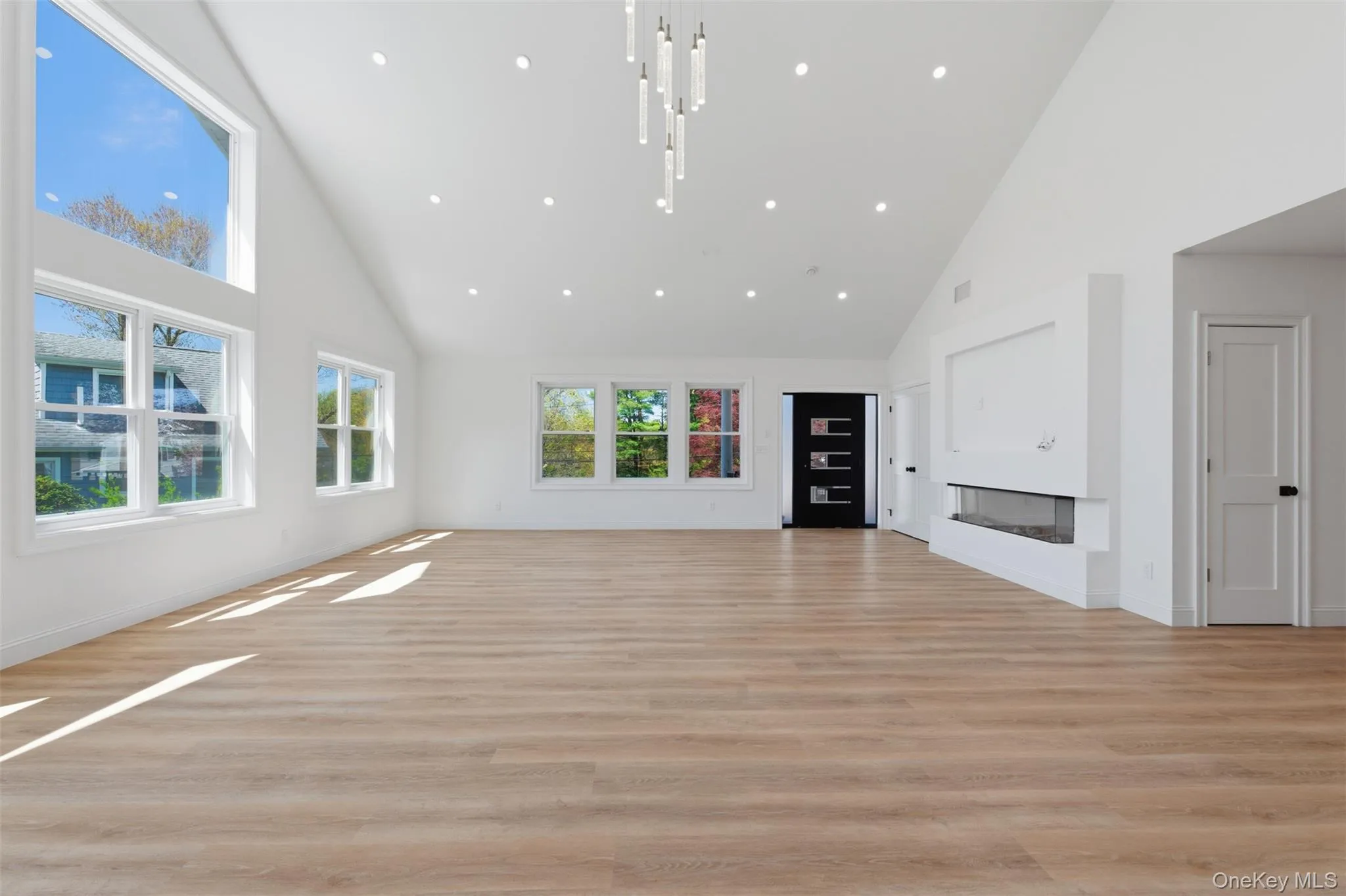 2800 Sarles Drive, Yorktown, NY, 4 Bedrooms Bedrooms, 7 Rooms Rooms,2 BathroomsBathrooms,Residential,For Rent,Sarles,0,991229 2800 Sarles Drive, Yorktown, NY, 4 Bedrooms Bedrooms, 7 Rooms Rooms,2 BathroomsBathrooms,Residential,For Rent,Sarles,0,991229