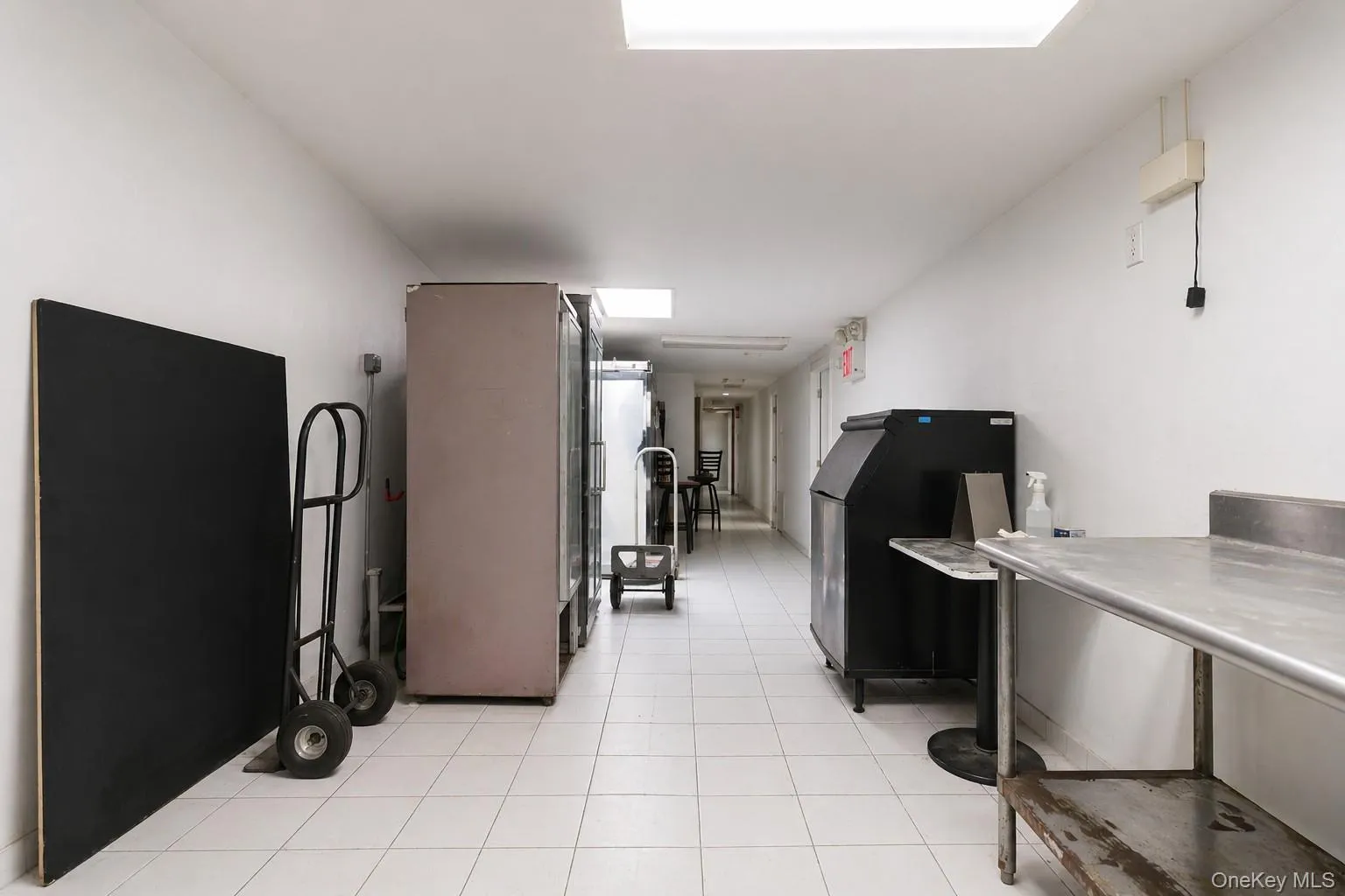 62-42 Forest Avenue, New York, NY, ,Commercial Lease,For Rent,Forest,0,991230 62-42 Forest Avenue, New York, NY, ,Commercial Lease,For Rent,Forest,0,991230