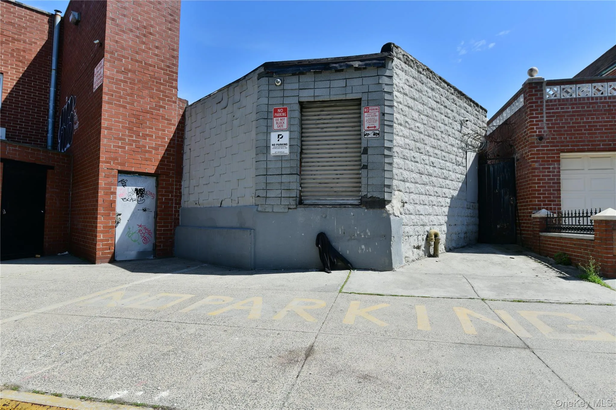62-42 Forest Avenue, New York, NY, ,Commercial Lease,For Rent,Forest,0,991230 62-42 Forest Avenue, New York, NY, ,Commercial Lease,For Rent,Forest,0,991230