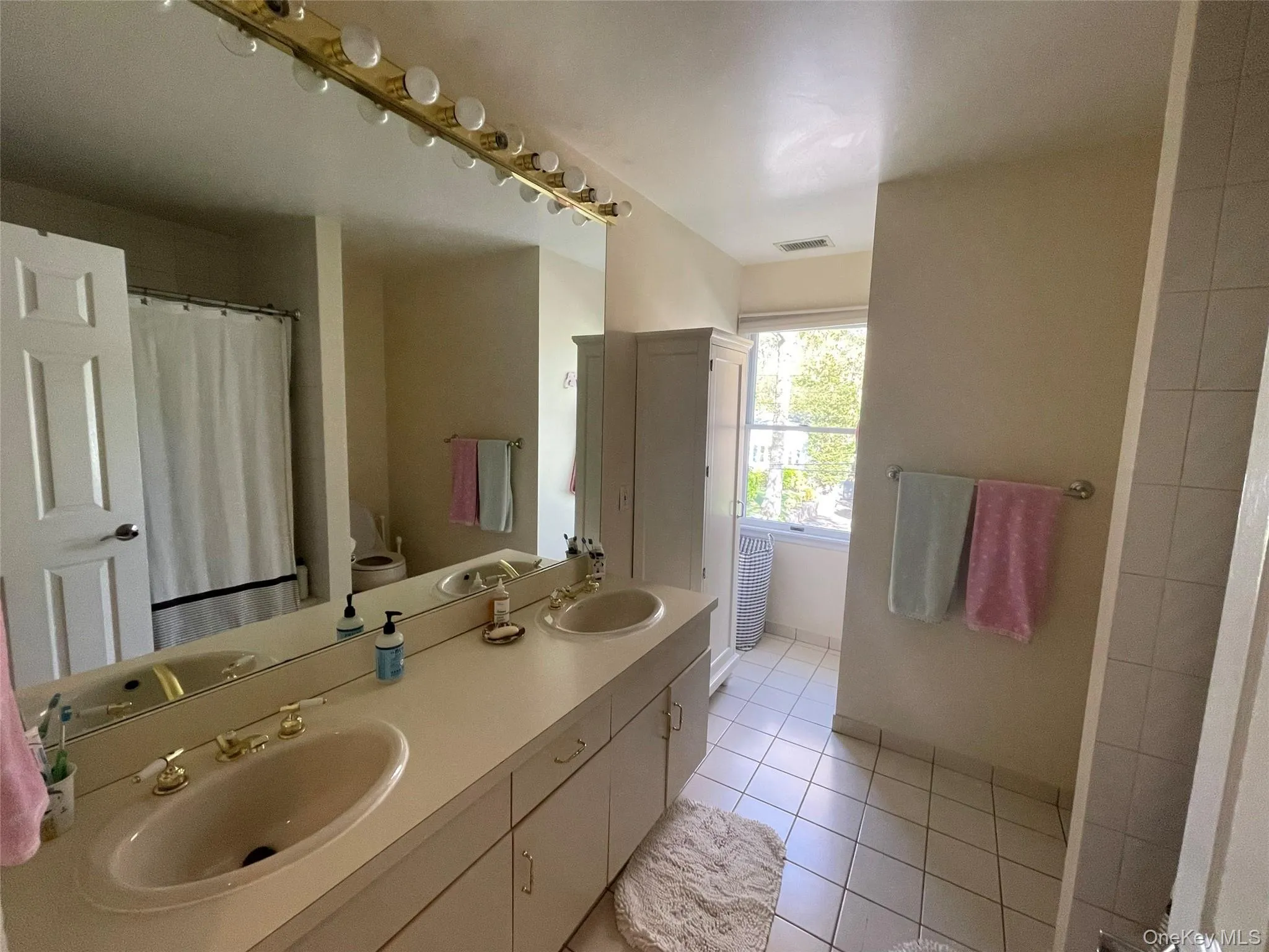 179 Clarence Road, Scarsdale, NY, 4 Bedrooms Bedrooms, 9 Rooms Rooms,2 BathroomsBathrooms,Residential Lease,For Rent,Clarence,0,991232 179 Clarence Road, Scarsdale, NY, 4 Bedrooms Bedrooms, 9 Rooms Rooms,2 BathroomsBathrooms,Residential Lease,For Rent,Clarence,0,991232