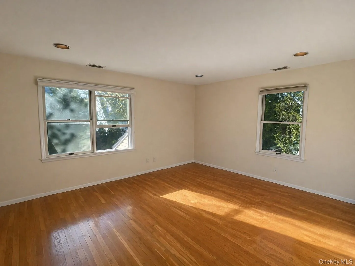 179 Clarence Road, Scarsdale, NY, 4 Bedrooms Bedrooms, 9 Rooms Rooms,2 BathroomsBathrooms,Residential Lease,For Rent,Clarence,0,991232 179 Clarence Road, Scarsdale, NY, 4 Bedrooms Bedrooms, 9 Rooms Rooms,2 BathroomsBathrooms,Residential Lease,For Rent,Clarence,0,991232