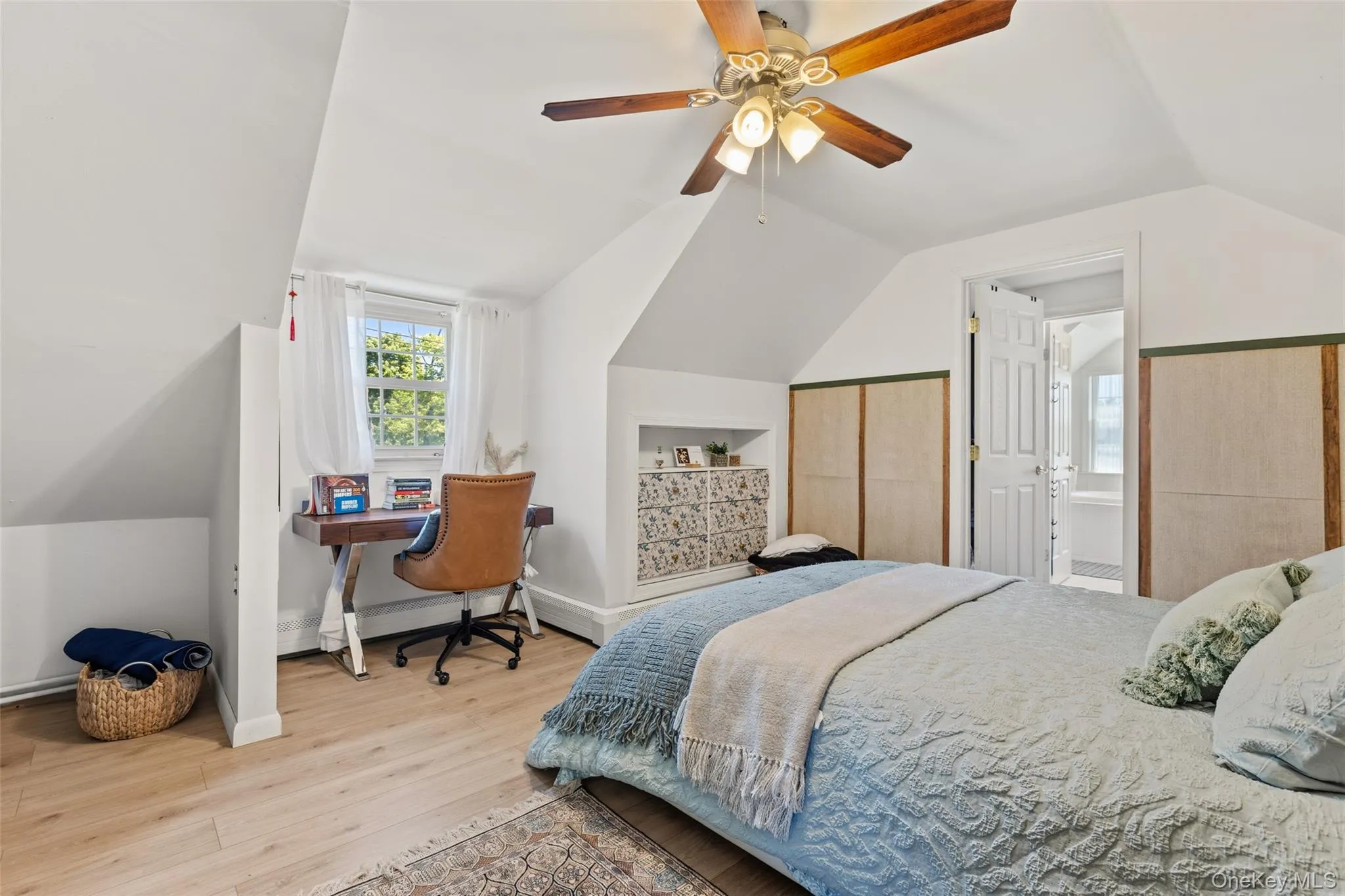 9 White Plains Avenue, Harrison, NY, 4 Bedrooms Bedrooms, 11 Rooms Rooms,3 BathroomsBathrooms,Residential,For Rent,White Plains,0,991234 9 White Plains Avenue, Harrison, NY, 4 Bedrooms Bedrooms, 11 Rooms Rooms,3 BathroomsBathrooms,Residential,For Rent,White Plains,0,991234
