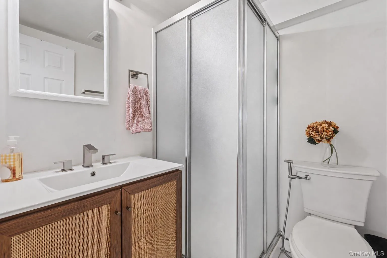 9 White Plains Avenue, Harrison, NY, 4 Bedrooms Bedrooms, 11 Rooms Rooms,3 BathroomsBathrooms,Residential,For Rent,White Plains,0,991234 9 White Plains Avenue, Harrison, NY, 4 Bedrooms Bedrooms, 11 Rooms Rooms,3 BathroomsBathrooms,Residential,For Rent,White Plains,0,991234