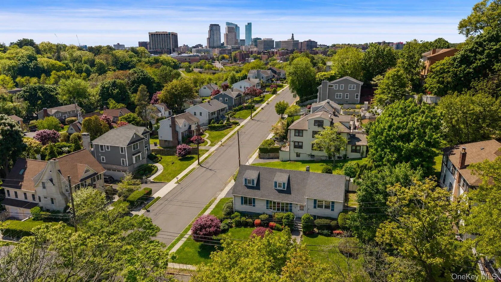 9 White Plains Avenue, Harrison, NY, 4 Bedrooms Bedrooms, 11 Rooms Rooms,3 BathroomsBathrooms,Residential,For Rent,White Plains,0,991234 9 White Plains Avenue, Harrison, NY, 4 Bedrooms Bedrooms, 11 Rooms Rooms,3 BathroomsBathrooms,Residential,For Rent,White Plains,0,991234