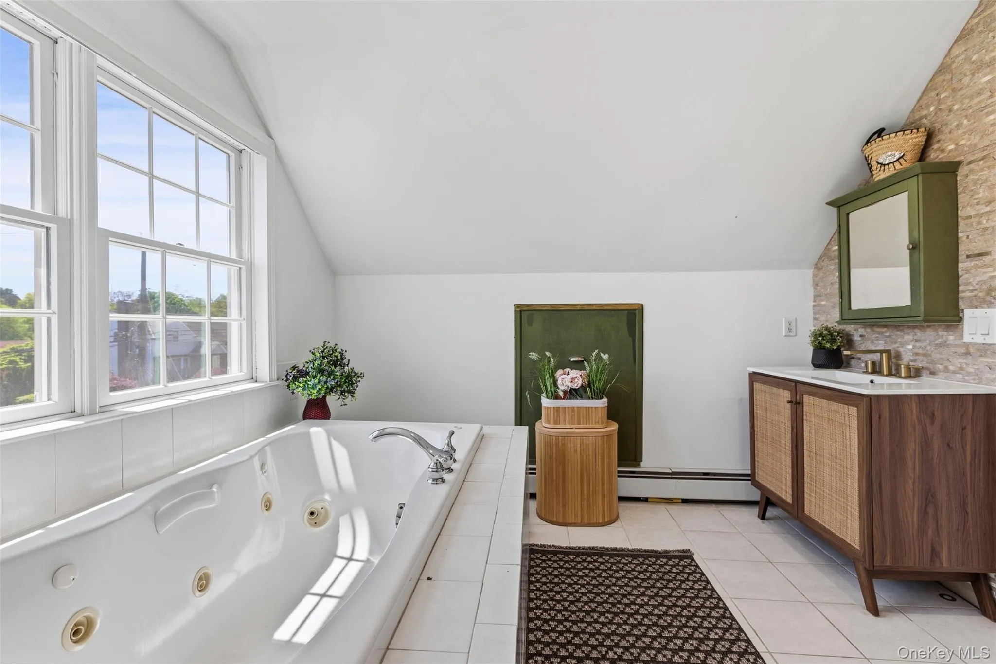 9 White Plains Avenue, Harrison, NY, 4 Bedrooms Bedrooms, 11 Rooms Rooms,3 BathroomsBathrooms,Residential,For Rent,White Plains,0,991234 9 White Plains Avenue, Harrison, NY, 4 Bedrooms Bedrooms, 11 Rooms Rooms,3 BathroomsBathrooms,Residential,For Rent,White Plains,0,991234