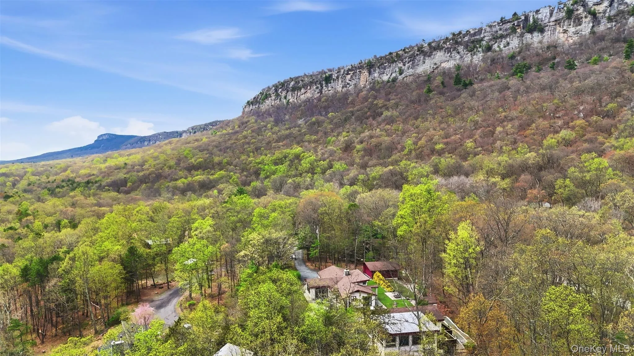7 Marron Lane, New Paltz, NY, 3 Bedrooms Bedrooms, 9 Rooms Rooms,2 BathroomsBathrooms,Residential,For Rent,Marron,0,991243 7 Marron Lane, New Paltz, NY, 3 Bedrooms Bedrooms, 9 Rooms Rooms,2 BathroomsBathrooms,Residential,For Rent,Marron,0,991243