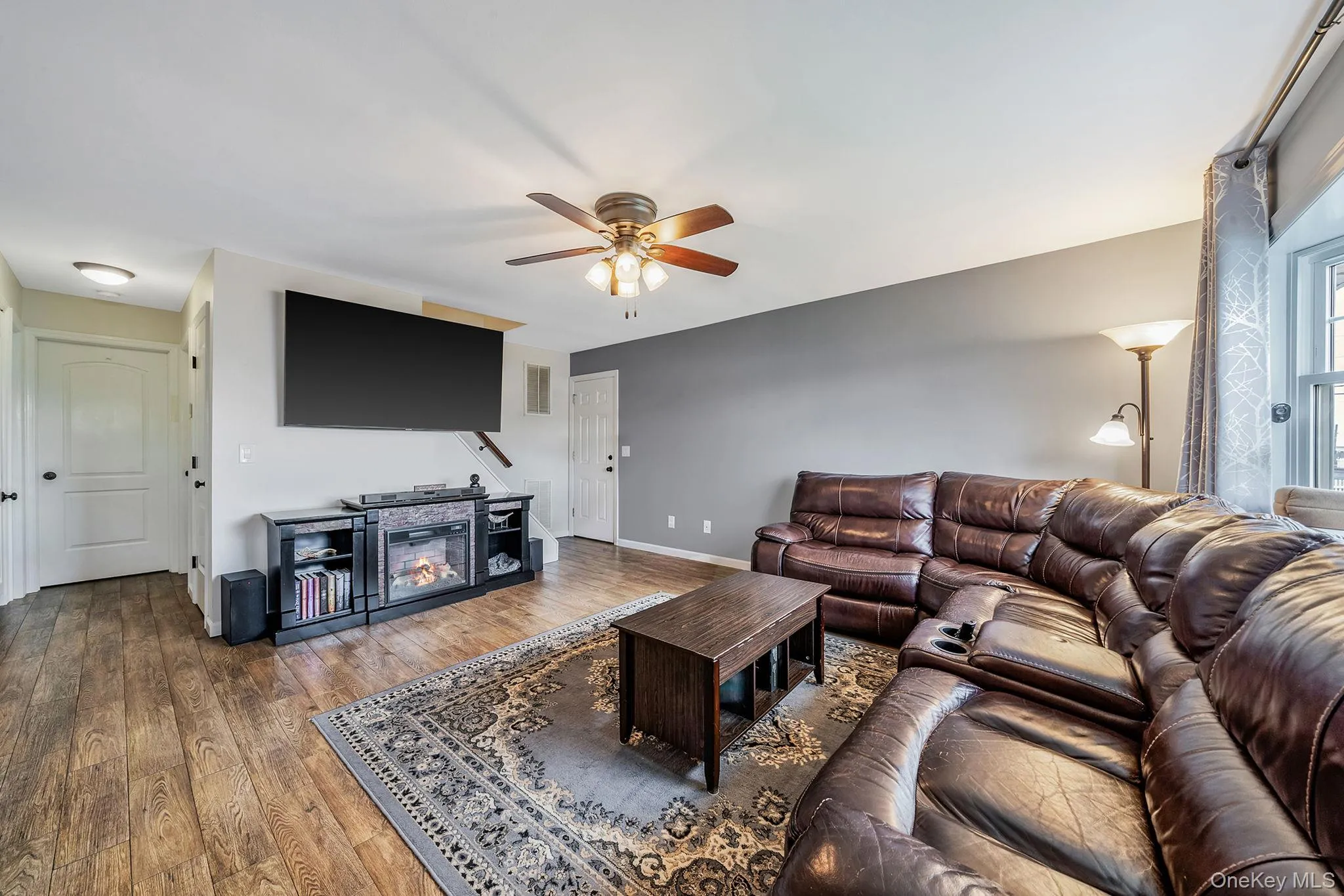 253 Riviera Drive, Babylon, NY, 4 Bedrooms Bedrooms, 8 Rooms Rooms,1 BathroomBathrooms,Residential,For Rent,Riviera,0,991270 253 Riviera Drive, Babylon, NY, 4 Bedrooms Bedrooms, 8 Rooms Rooms,1 BathroomBathrooms,Residential,For Rent,Riviera,0,991270