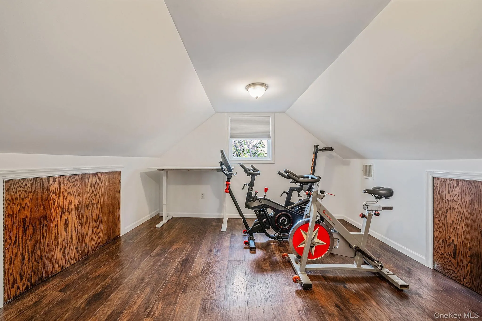 253 Riviera Drive, Babylon, NY, 4 Bedrooms Bedrooms, 8 Rooms Rooms,1 BathroomBathrooms,Residential,For Rent,Riviera,0,991270 253 Riviera Drive, Babylon, NY, 4 Bedrooms Bedrooms, 8 Rooms Rooms,1 BathroomBathrooms,Residential,For Rent,Riviera,0,991270
