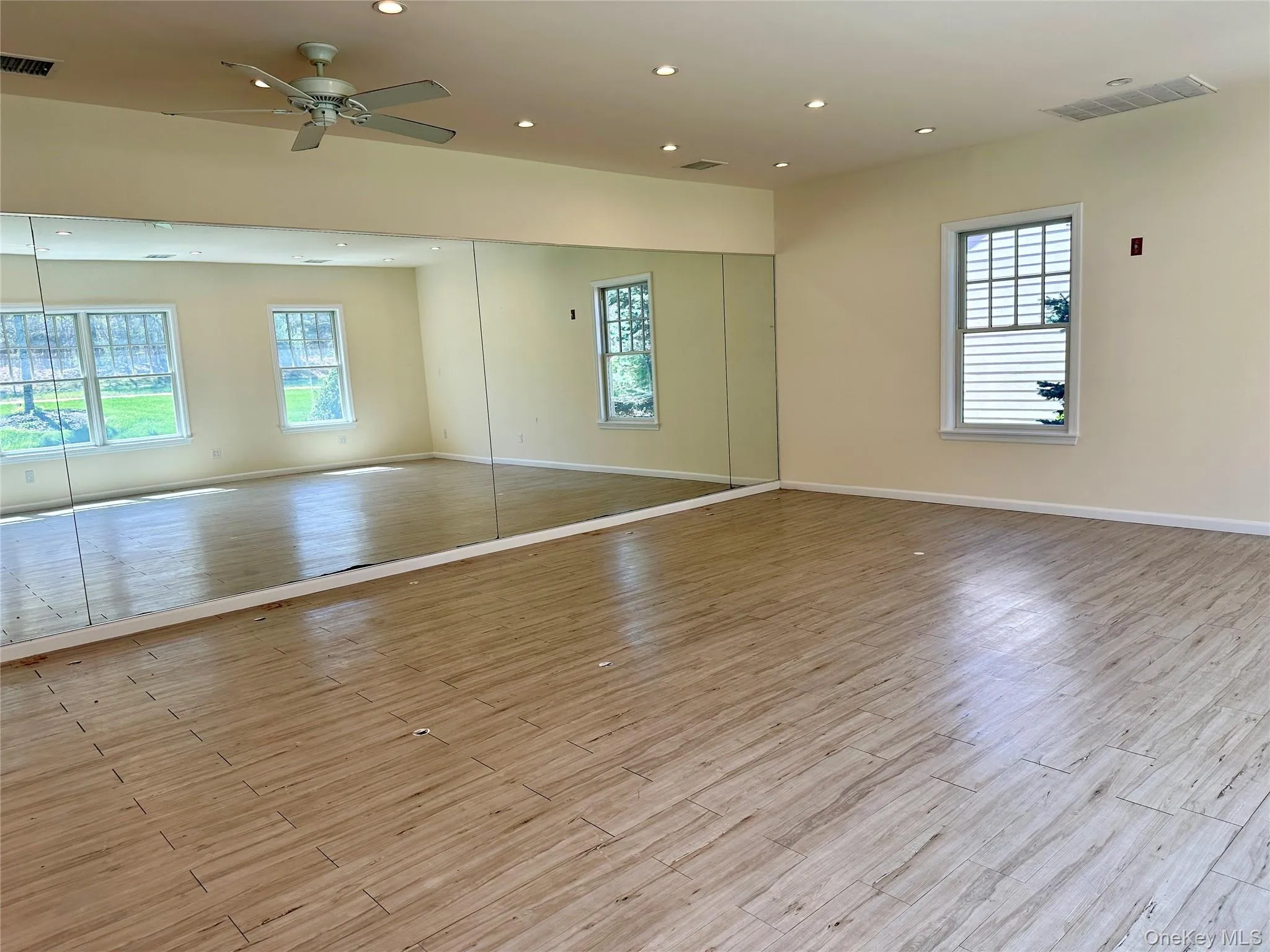 5768 Route 25A, Riverhead, NY, ,Commercial Lease,For Rent,Route 25A,0,991279 5768 Route 25A, Riverhead, NY, ,Commercial Lease,For Rent,Route 25A,0,991279