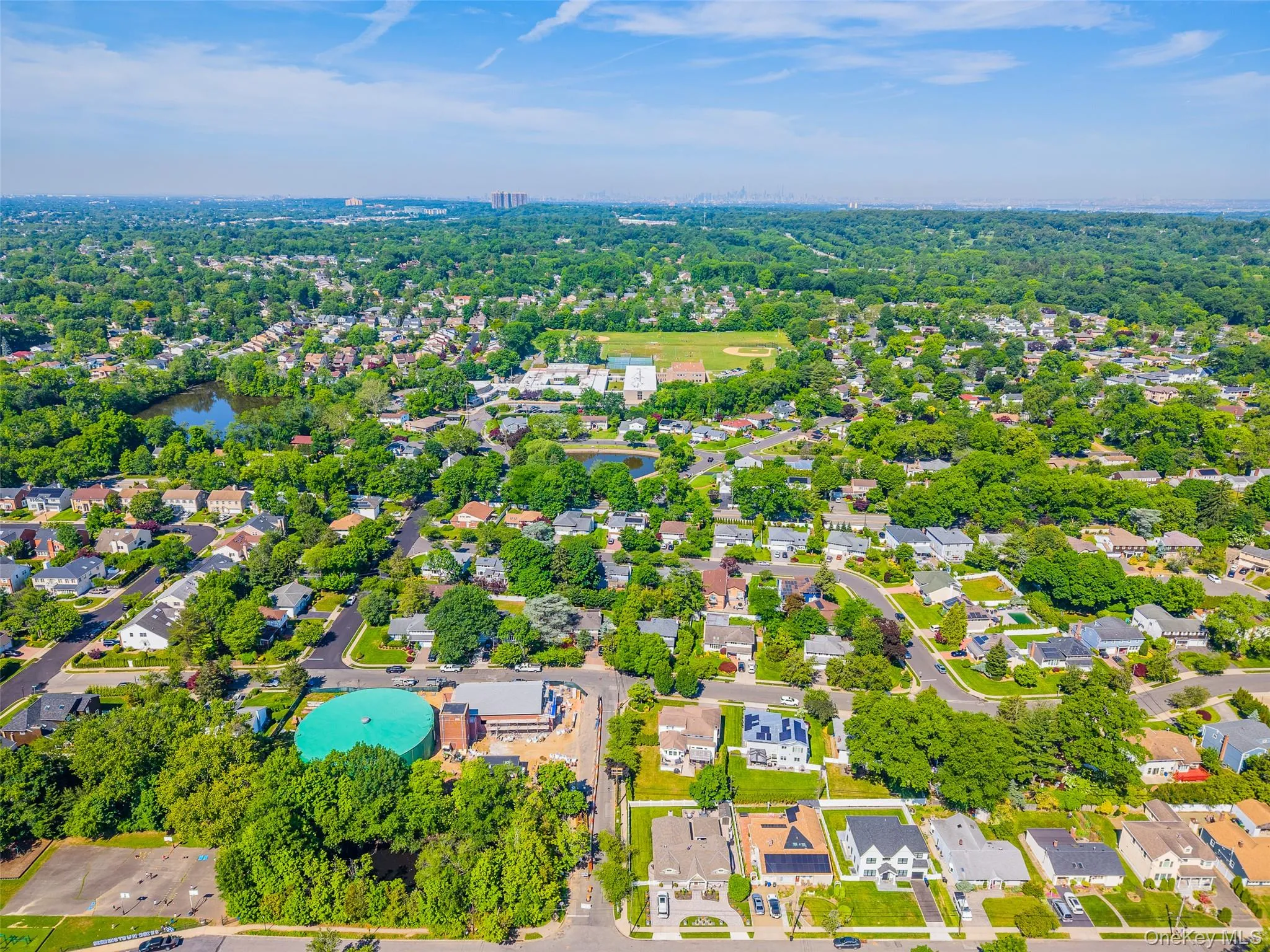 105 Serpentine Lane, North Hempstead, NY, 3 Bedrooms Bedrooms, 7 Rooms Rooms,2 BathroomsBathrooms,Residential,For Rent,Serpentine,0,991281 105 Serpentine Lane, North Hempstead, NY, 3 Bedrooms Bedrooms, 7 Rooms Rooms,2 BathroomsBathrooms,Residential,For Rent,Serpentine,0,991281