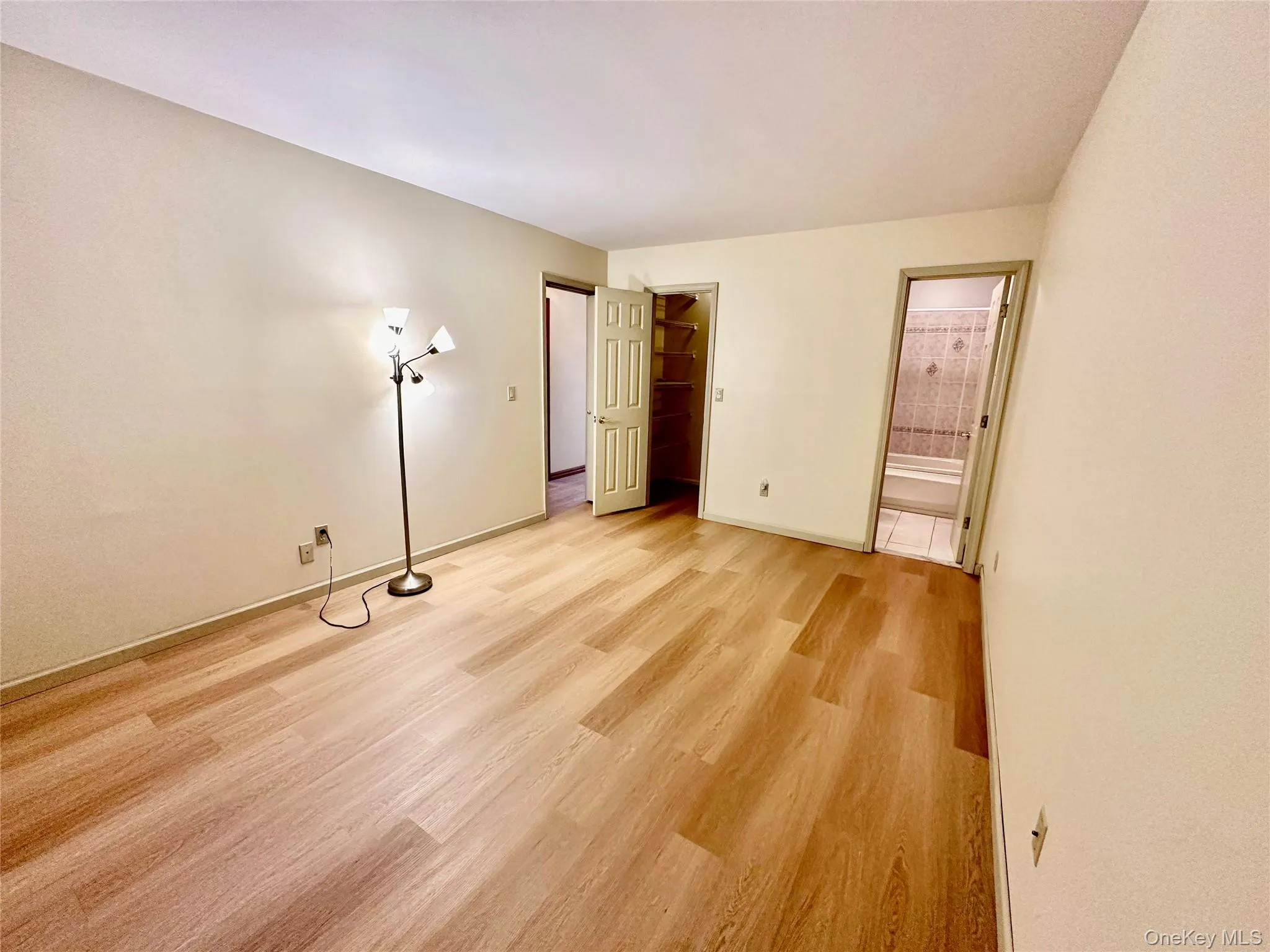 25 Lexington Hill, Monroe, NY, 2 Bedrooms Bedrooms, 7 Rooms Rooms,2 BathroomsBathrooms,Residential Lease,For Rent,Lexington,0,991282 25 Lexington Hill, Monroe, NY, 2 Bedrooms Bedrooms, 7 Rooms Rooms,2 BathroomsBathrooms,Residential Lease,For Rent,Lexington,0,991282