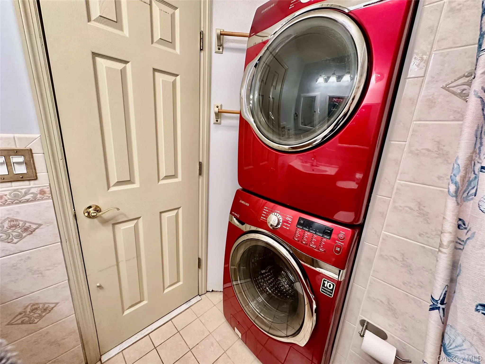 Full Bathroom with Washer and Dryer Full Bathroom with Washer and Dryer