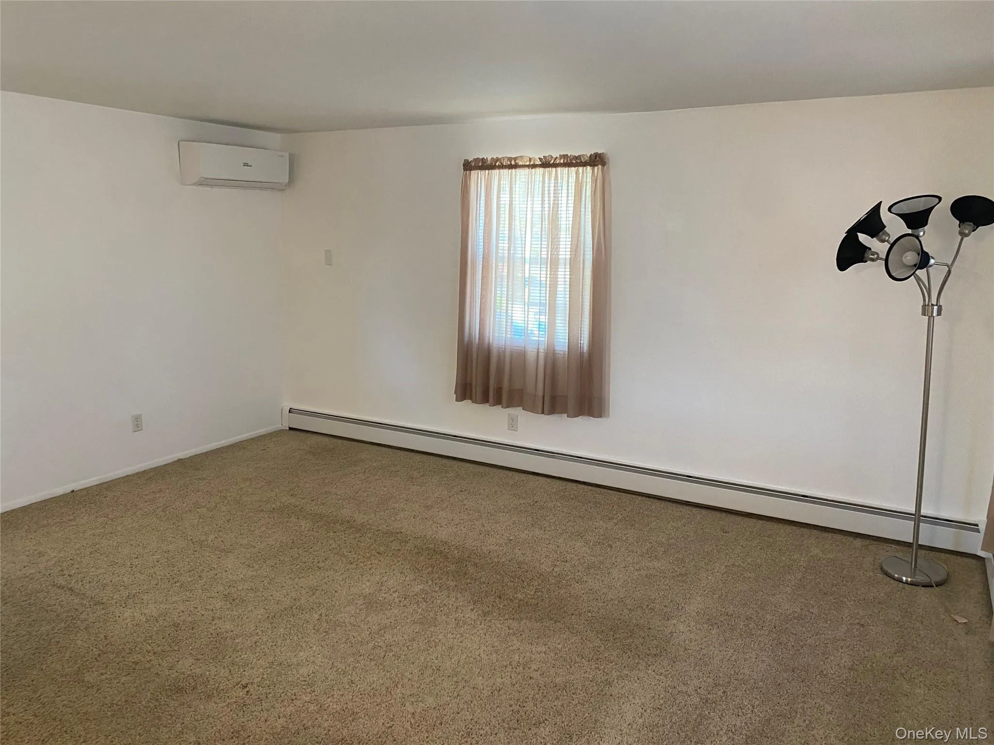 124 Chelsea Avenue, West Babylon, NY, 2 Bedrooms Bedrooms, 5 Rooms Rooms,1 BathroomBathrooms,Residential Lease,For Rent,Chelsea,0,991301 124 Chelsea Avenue, West Babylon, NY, 2 Bedrooms Bedrooms, 5 Rooms Rooms,1 BathroomBathrooms,Residential Lease,For Rent,Chelsea,0,991301