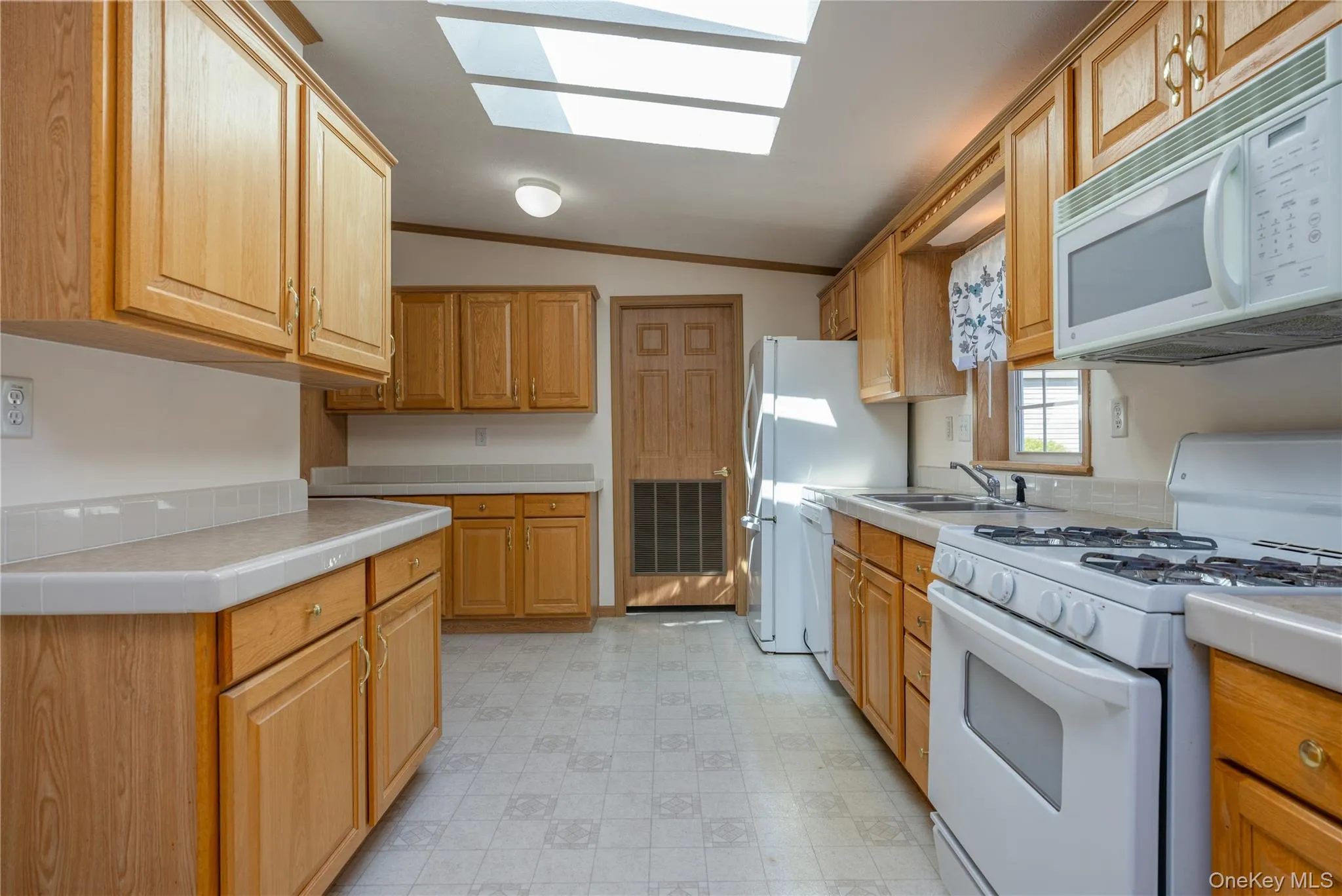 39 Cedar Flats Road, Stony Point, NY, 2 Bedrooms Bedrooms, 6 Rooms Rooms,2 BathroomsBathrooms,Residential Lease,For Rent,Cedar Flats,0,991305 39 Cedar Flats Road, Stony Point, NY, 2 Bedrooms Bedrooms, 6 Rooms Rooms,2 BathroomsBathrooms,Residential Lease,For Rent,Cedar Flats,0,991305