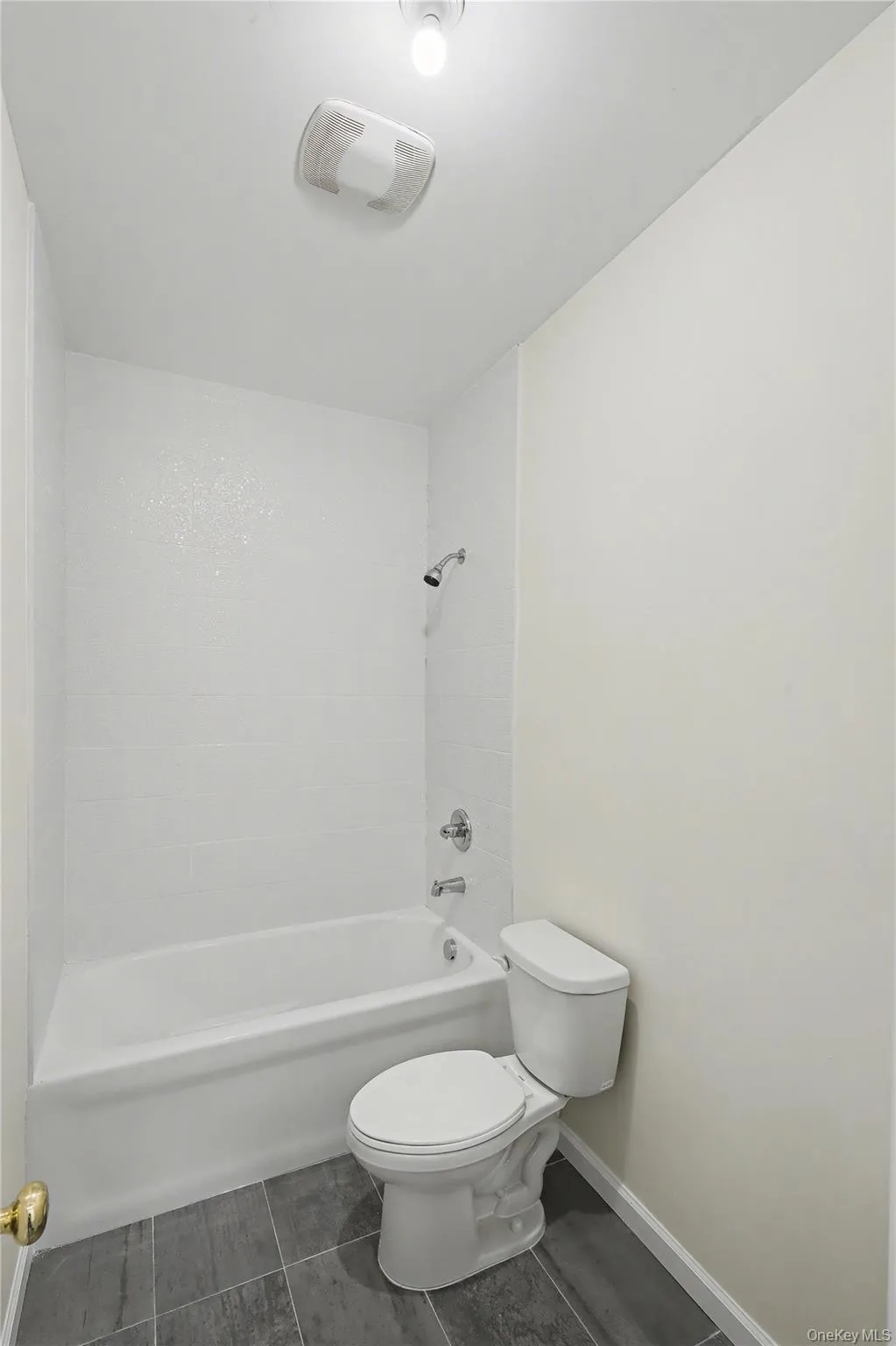 8 Waverly Avenue, Thompson, NY, 3 Bedrooms Bedrooms, 5 Rooms Rooms,2 BathroomsBathrooms,Residential Sale,For Rent,Waverly,0,991313 8 Waverly Avenue, Thompson, NY, 3 Bedrooms Bedrooms, 5 Rooms Rooms,2 BathroomsBathrooms,Residential Sale,For Rent,Waverly,0,991313