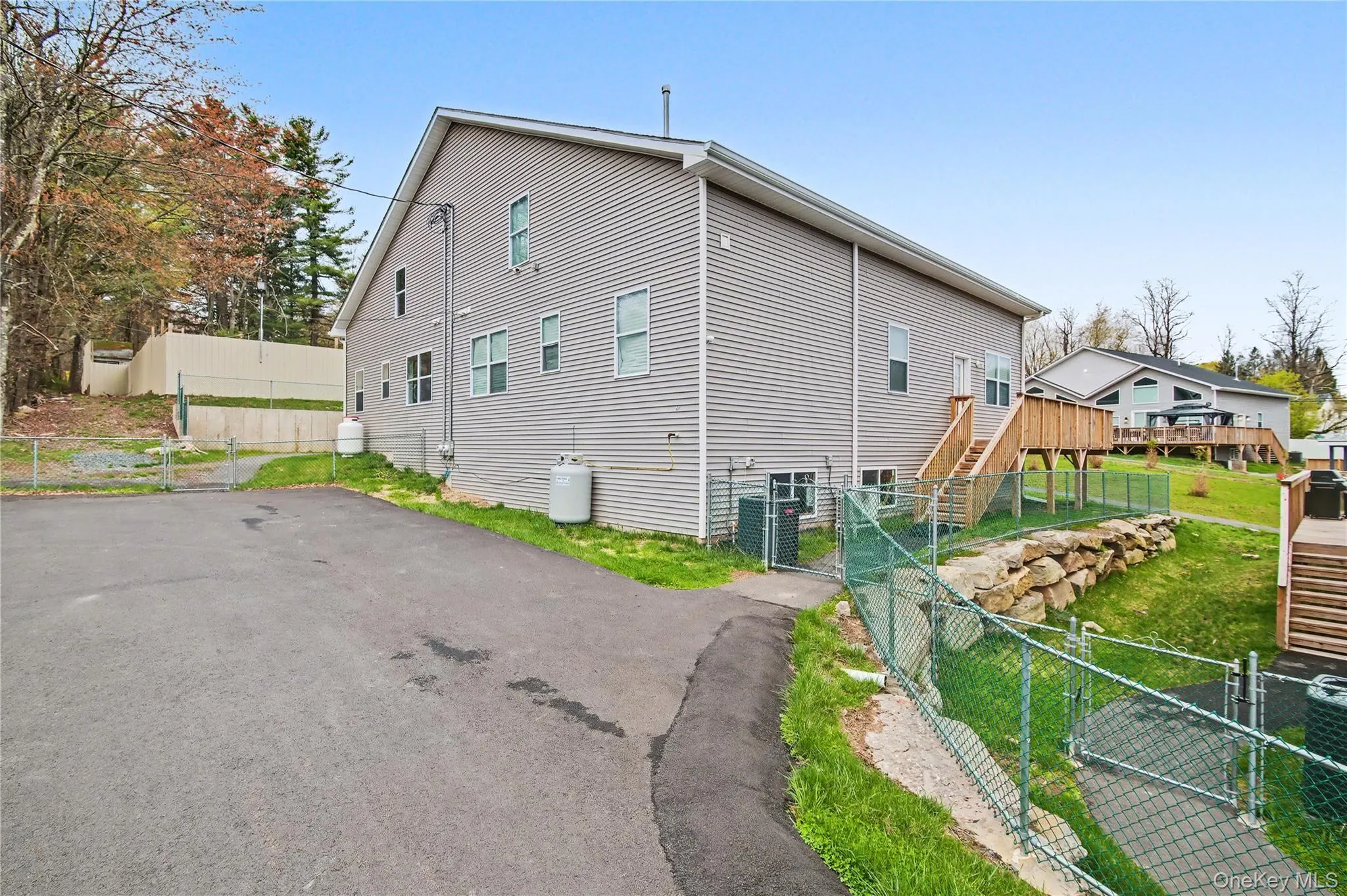 8 Waverly Avenue, Thompson, NY, 3 Bedrooms Bedrooms, 5 Rooms Rooms,2 BathroomsBathrooms,Residential Sale,For Rent,Waverly,0,991313 8 Waverly Avenue, Thompson, NY, 3 Bedrooms Bedrooms, 5 Rooms Rooms,2 BathroomsBathrooms,Residential Sale,For Rent,Waverly,0,991313