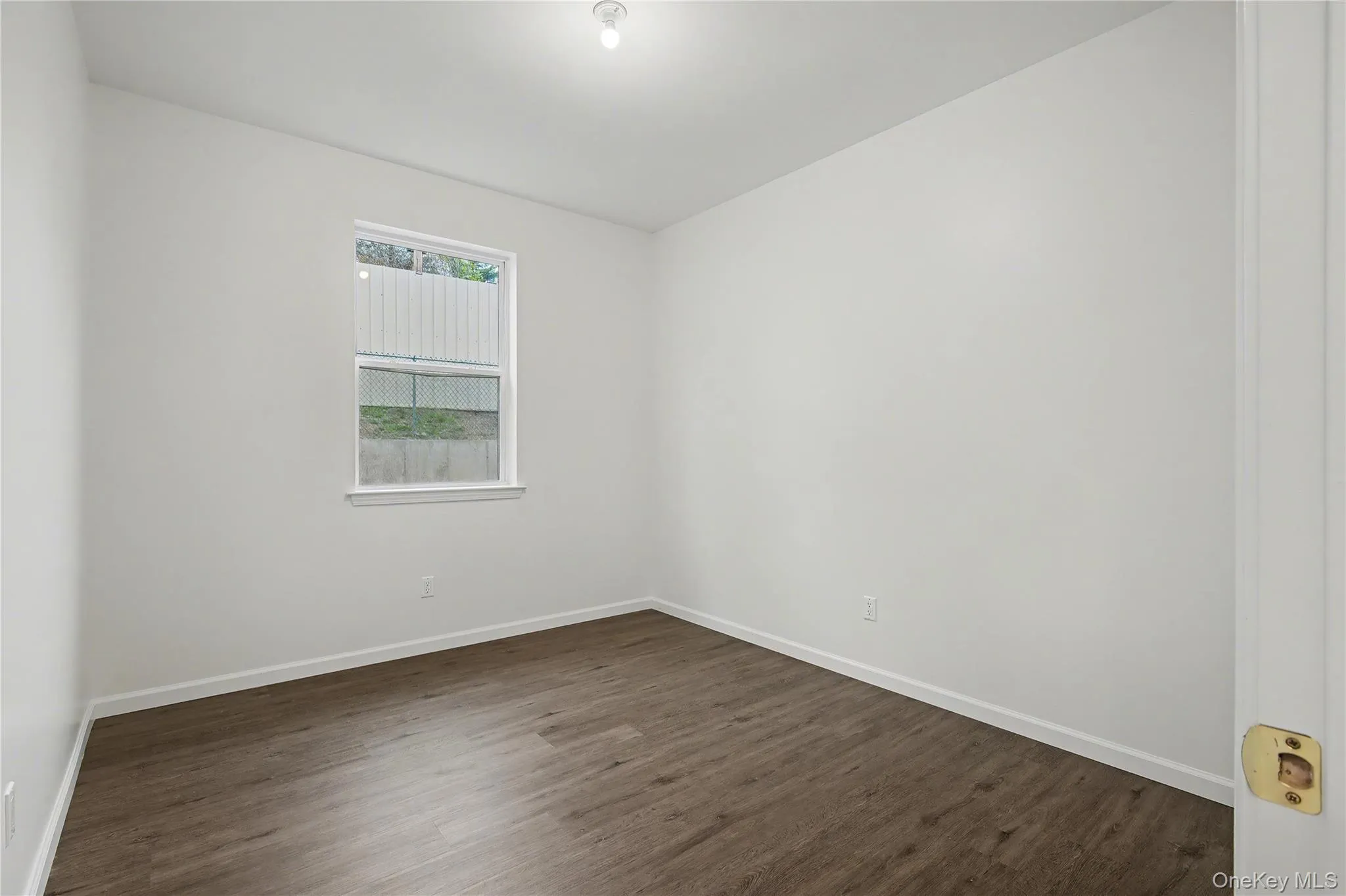 8 Waverly Avenue, Thompson, NY, 3 Bedrooms Bedrooms, 5 Rooms Rooms,2 BathroomsBathrooms,Residential Sale,For Rent,Waverly,0,991313 8 Waverly Avenue, Thompson, NY, 3 Bedrooms Bedrooms, 5 Rooms Rooms,2 BathroomsBathrooms,Residential Sale,For Rent,Waverly,0,991313