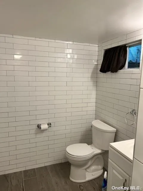 18 Manhattan Place, Huntington, NY, 1 Bedroom Bedrooms, 3 Rooms Rooms,1 BathroomBathrooms,Residential Lease,For Rent,Manhattan,0,991316 18 Manhattan Place, Huntington, NY, 1 Bedroom Bedrooms, 3 Rooms Rooms,1 BathroomBathrooms,Residential Lease,For Rent,Manhattan,0,991316