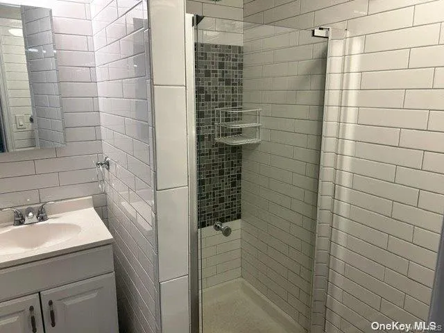 18 Manhattan Place, Huntington, NY, 1 Bedroom Bedrooms, 3 Rooms Rooms,1 BathroomBathrooms,Residential Lease,For Rent,Manhattan,0,991316 18 Manhattan Place, Huntington, NY, 1 Bedroom Bedrooms, 3 Rooms Rooms,1 BathroomBathrooms,Residential Lease,For Rent,Manhattan,0,991316