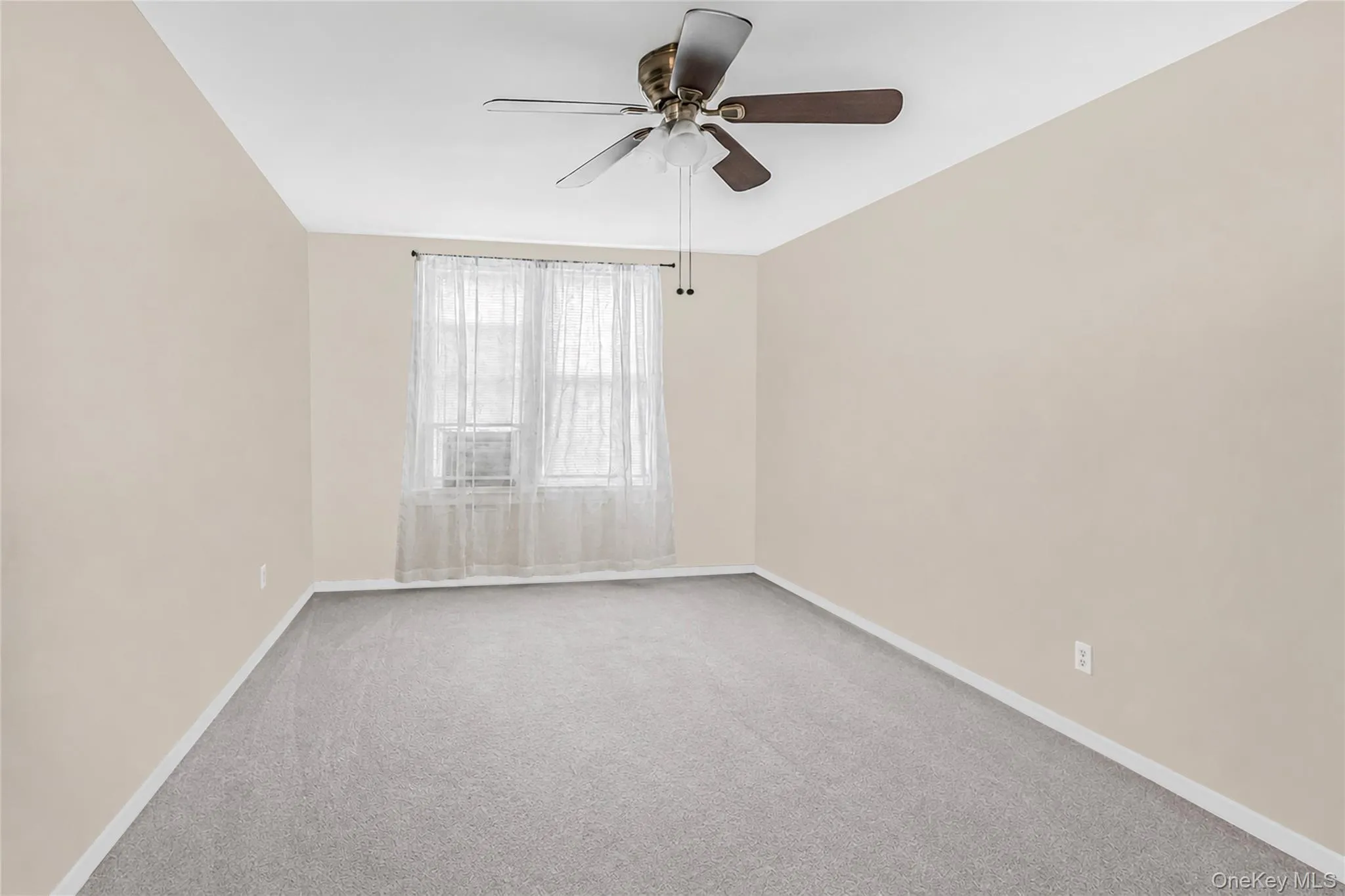 Virtually Cleared Bedroom Virtually Cleared Bedroom