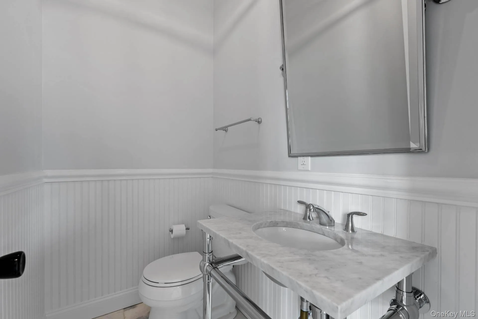 490 Montauk Highway, Southampton, NY, 5 Bedrooms Bedrooms, 14 Rooms Rooms,6 BathroomsBathrooms,Residential Lease,For Rent,Montauk,0,991331 490 Montauk Highway, Southampton, NY, 5 Bedrooms Bedrooms, 14 Rooms Rooms,6 BathroomsBathrooms,Residential Lease,For Rent,Montauk,0,991331