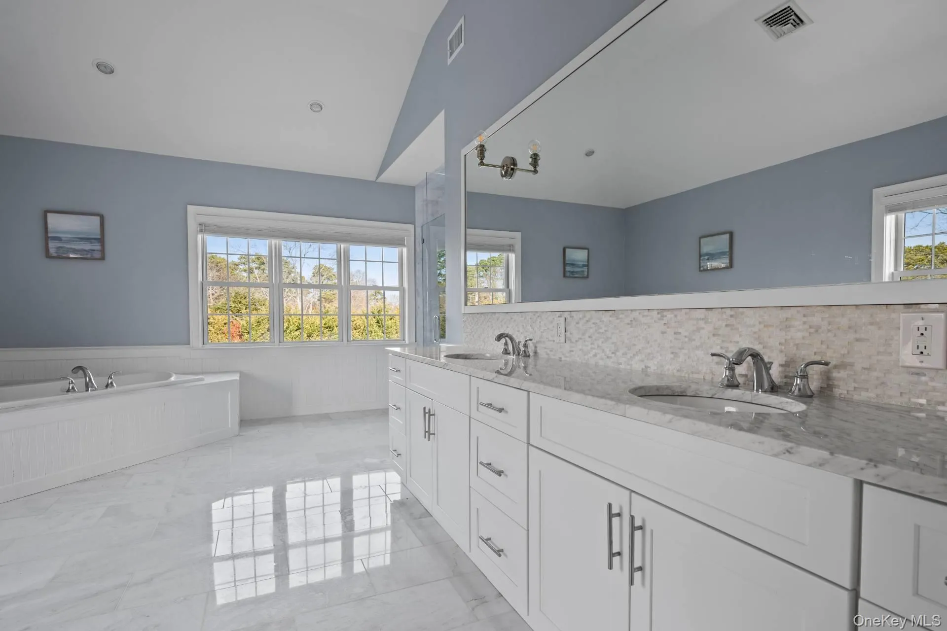 490 Montauk Highway, Southampton, NY, 5 Bedrooms Bedrooms, 14 Rooms Rooms,6 BathroomsBathrooms,Residential Lease,For Rent,Montauk,0,991331 490 Montauk Highway, Southampton, NY, 5 Bedrooms Bedrooms, 14 Rooms Rooms,6 BathroomsBathrooms,Residential Lease,For Rent,Montauk,0,991331