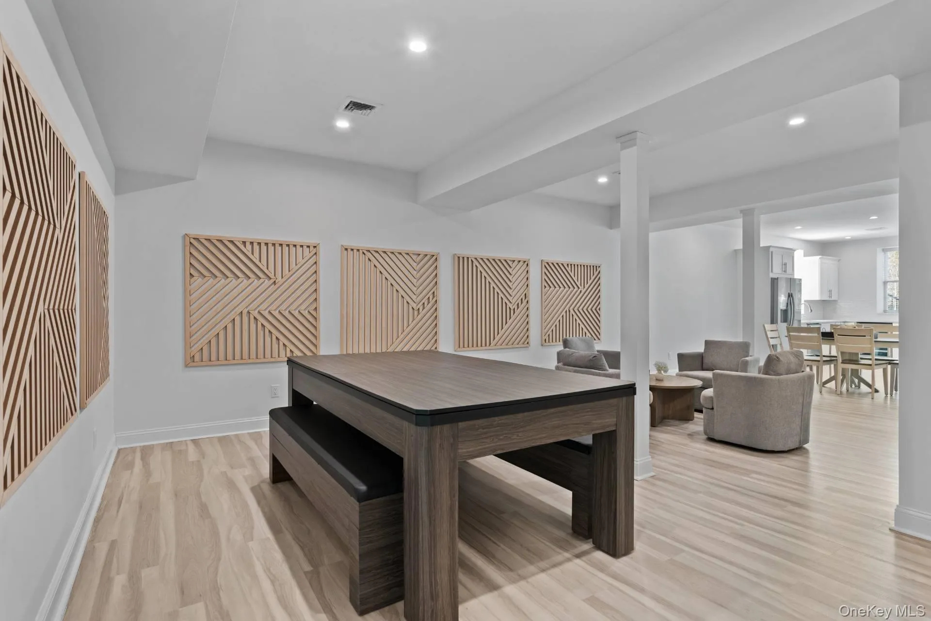 490 Montauk Highway, Southampton, NY, 5 Bedrooms Bedrooms, 14 Rooms Rooms,6 BathroomsBathrooms,Residential Lease,For Rent,Montauk,0,991331 490 Montauk Highway, Southampton, NY, 5 Bedrooms Bedrooms, 14 Rooms Rooms,6 BathroomsBathrooms,Residential Lease,For Rent,Montauk,0,991331