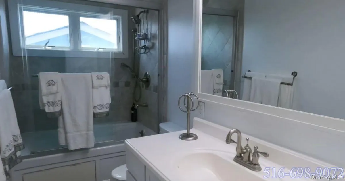 93 Armour Street, Long Beach, NY, 4 Bedrooms Bedrooms, 13 Rooms Rooms,3 BathroomsBathrooms,Residential Lease,For Rent,Armour,0,991336 93 Armour Street, Long Beach, NY, 4 Bedrooms Bedrooms, 13 Rooms Rooms,3 BathroomsBathrooms,Residential Lease,For Rent,Armour,0,991336