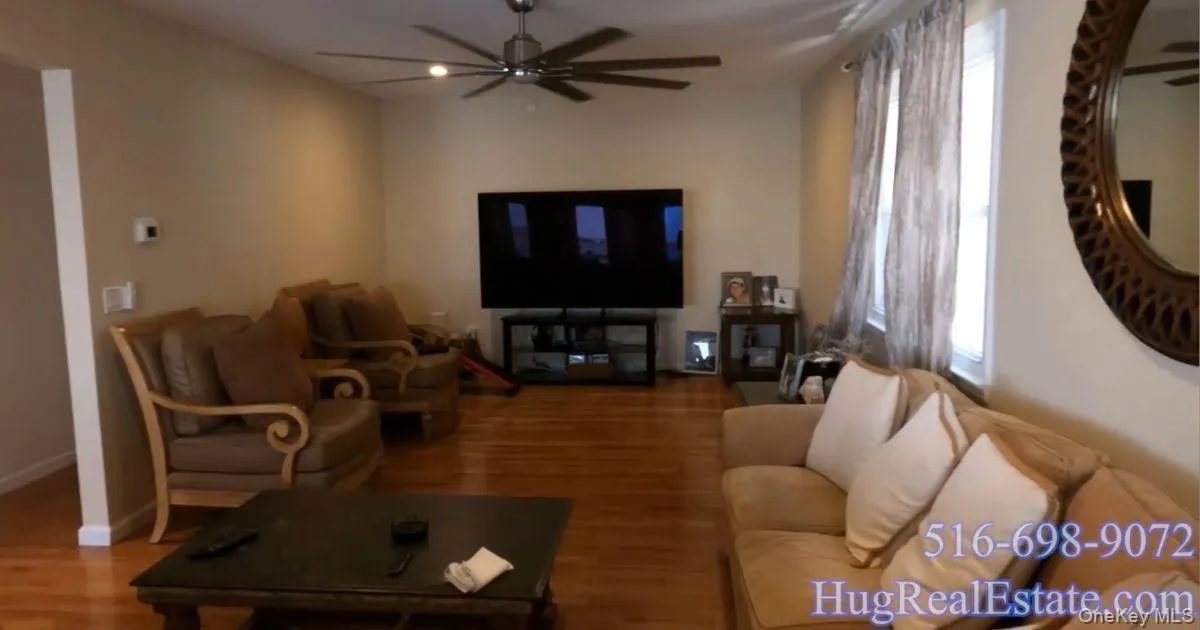 93 Armour Street, Long Beach, NY, 4 Bedrooms Bedrooms, 13 Rooms Rooms,3 BathroomsBathrooms,Residential Lease,For Rent,Armour,0,991336 93 Armour Street, Long Beach, NY, 4 Bedrooms Bedrooms, 13 Rooms Rooms,3 BathroomsBathrooms,Residential Lease,For Rent,Armour,0,991336