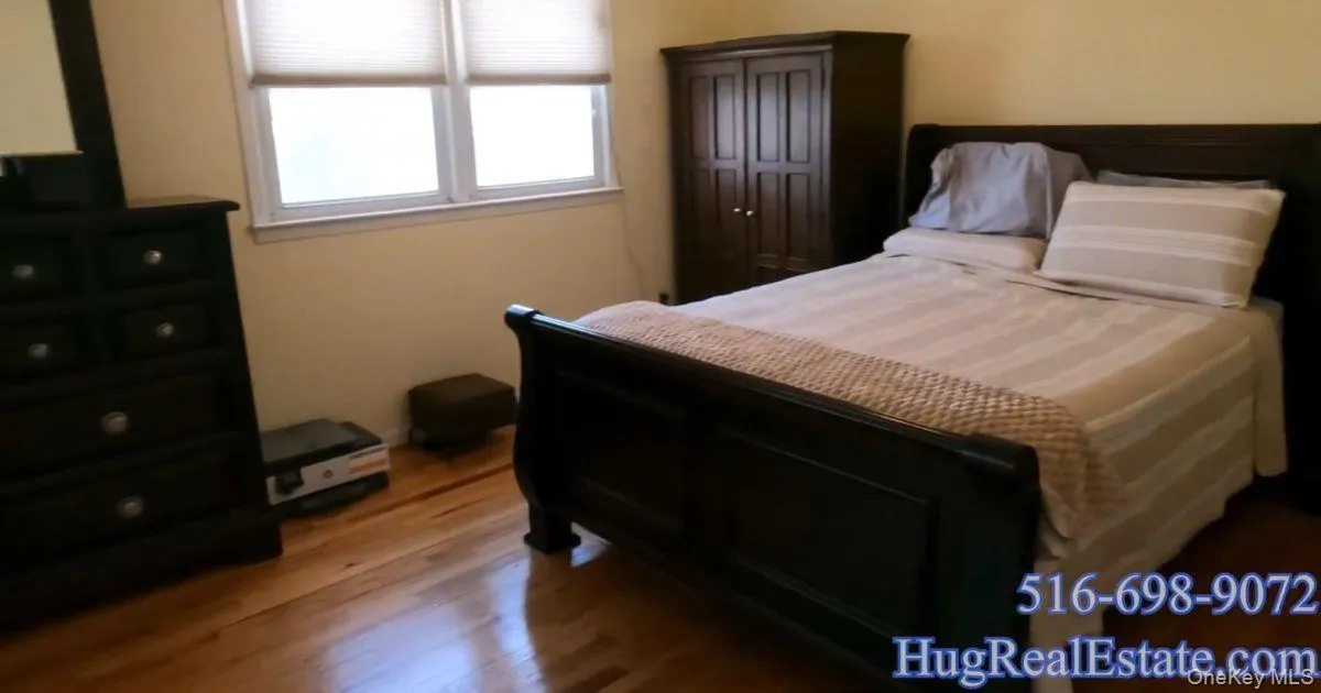 93 Armour Street, Long Beach, NY, 4 Bedrooms Bedrooms, 13 Rooms Rooms,3 BathroomsBathrooms,Residential Lease,For Rent,Armour,0,991336 93 Armour Street, Long Beach, NY, 4 Bedrooms Bedrooms, 13 Rooms Rooms,3 BathroomsBathrooms,Residential Lease,For Rent,Armour,0,991336