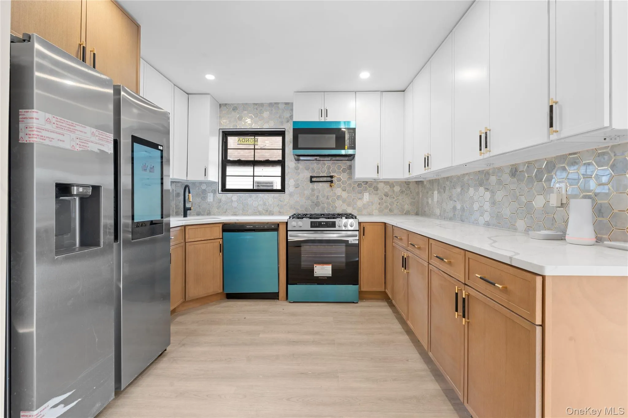 24917 147th Road, New York, NY, 3 Bedrooms Bedrooms, 7 Rooms Rooms,2 BathroomsBathrooms,Residential Lease,For Rent,147th,0,991338 24917 147th Road, New York, NY, 3 Bedrooms Bedrooms, 7 Rooms Rooms,2 BathroomsBathrooms,Residential Lease,For Rent,147th,0,991338
