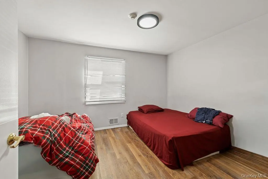 19 New Holland Village, Clarkstown, NY, 2 Bedrooms Bedrooms, 5 Rooms Rooms,1 BathroomBathrooms,Residential Sale,For Rent,New Holland,0,991341 19 New Holland Village, Clarkstown, NY, 2 Bedrooms Bedrooms, 5 Rooms Rooms,1 BathroomBathrooms,Residential Sale,For Rent,New Holland,0,991341