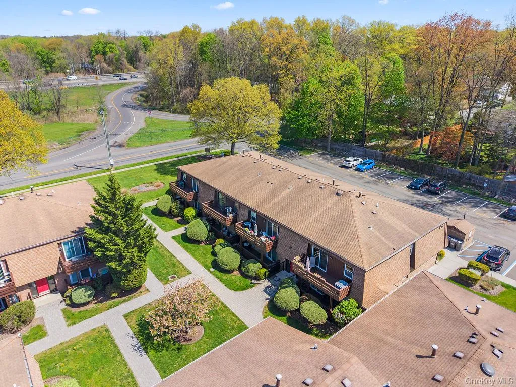 19 New Holland Village, Clarkstown, NY, 2 Bedrooms Bedrooms, 5 Rooms Rooms,1 BathroomBathrooms,Residential Sale,For Rent,New Holland,0,991341 19 New Holland Village, Clarkstown, NY, 2 Bedrooms Bedrooms, 5 Rooms Rooms,1 BathroomBathrooms,Residential Sale,For Rent,New Holland,0,991341
