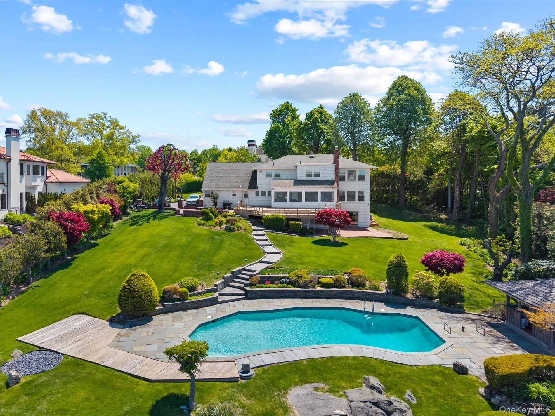 24 Cricket Lane, North Hempstead, NY, 6 Bedrooms Bedrooms, 11 Rooms Rooms,4 BathroomsBathrooms,Residential Sale,For Rent,Cricket,0,991342 24 Cricket Lane, North Hempstead, NY, 6 Bedrooms Bedrooms, 11 Rooms Rooms,4 BathroomsBathrooms,Residential Sale,For Rent,Cricket,0,991342