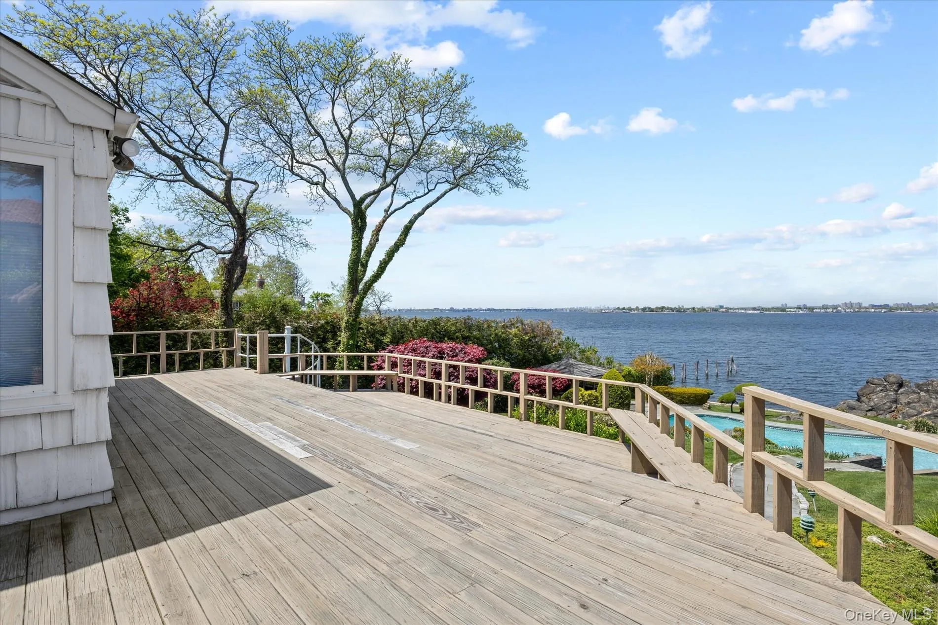24 Cricket Lane, North Hempstead, NY, 6 Bedrooms Bedrooms, 11 Rooms Rooms,4 BathroomsBathrooms,Residential Sale,For Rent,Cricket,0,991342 24 Cricket Lane, North Hempstead, NY, 6 Bedrooms Bedrooms, 11 Rooms Rooms,4 BathroomsBathrooms,Residential Sale,For Rent,Cricket,0,991342