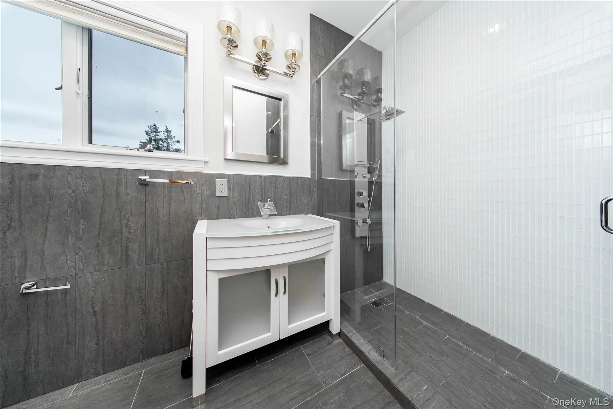 2310 Dogwood Street, Hempstead, NY, 3 Bedrooms Bedrooms, 7 Rooms Rooms,3 BathroomsBathrooms,Residential Lease,For Rent,Dogwood,0,991354 2310 Dogwood Street, Hempstead, NY, 3 Bedrooms Bedrooms, 7 Rooms Rooms,3 BathroomsBathrooms,Residential Lease,For Rent,Dogwood,0,991354