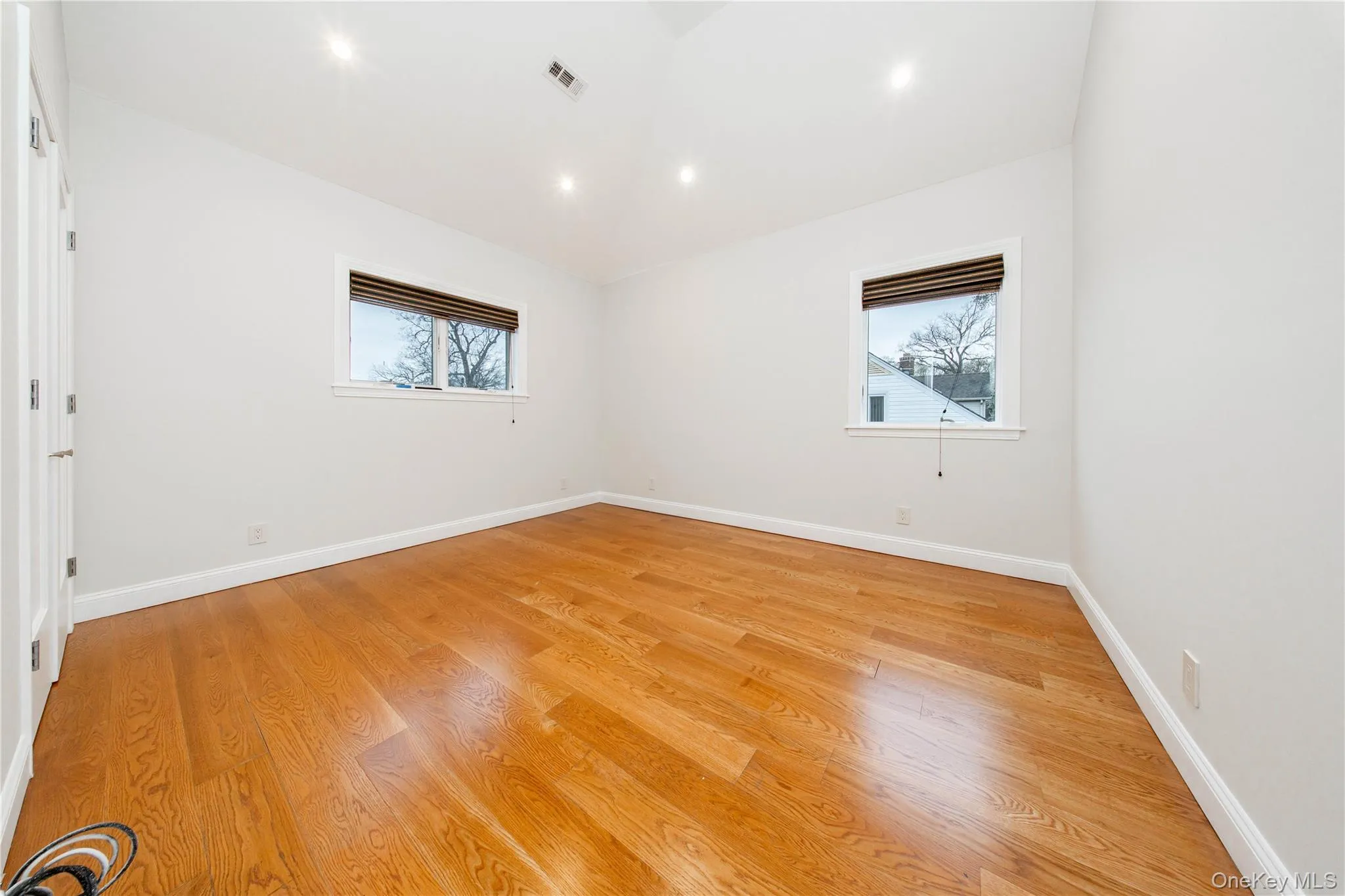 2310 Dogwood Street, Hempstead, NY, 3 Bedrooms Bedrooms, 7 Rooms Rooms,3 BathroomsBathrooms,Residential Lease,For Rent,Dogwood,0,991354 2310 Dogwood Street, Hempstead, NY, 3 Bedrooms Bedrooms, 7 Rooms Rooms,3 BathroomsBathrooms,Residential Lease,For Rent,Dogwood,0,991354