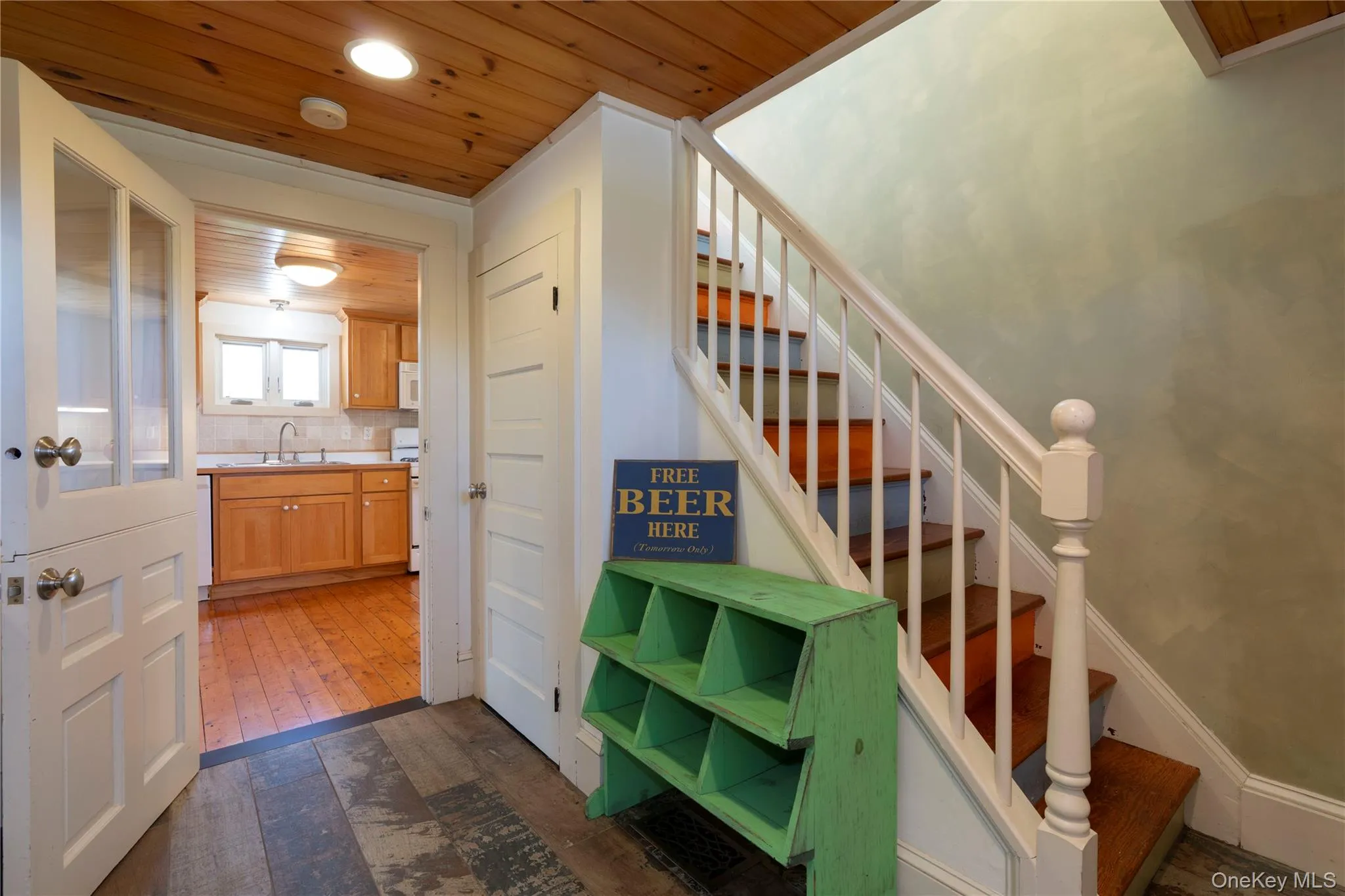 606 Church Avenue, Germantown, NY, 3 Bedrooms Bedrooms, 8 Rooms Rooms,2 BathroomsBathrooms,Residential Sale,For Rent,Church,0,991355 606 Church Avenue, Germantown, NY, 3 Bedrooms Bedrooms, 8 Rooms Rooms,2 BathroomsBathrooms,Residential Sale,For Rent,Church,0,991355