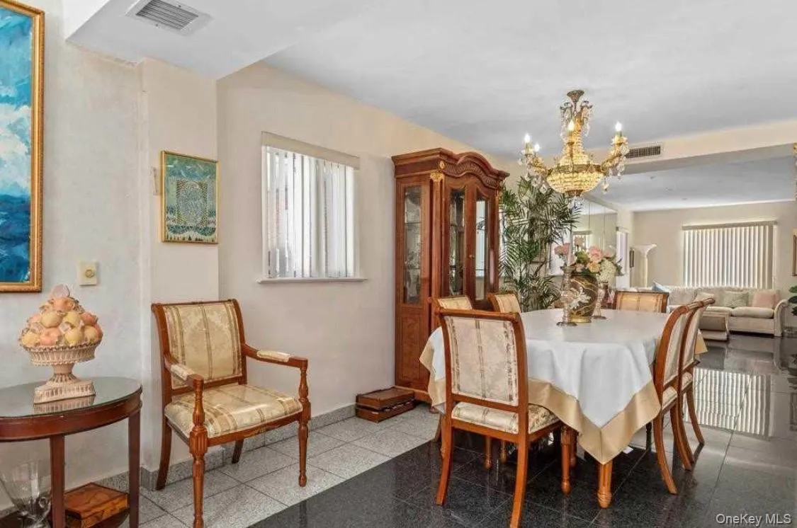 7314 174th Street, New York, NY, 4 Bedrooms Bedrooms, 7 Rooms Rooms,2 BathroomsBathrooms,Residential Lease,For Rent,174th,0,991360 7314 174th Street, New York, NY, 4 Bedrooms Bedrooms, 7 Rooms Rooms,2 BathroomsBathrooms,Residential Lease,For Rent,174th,0,991360