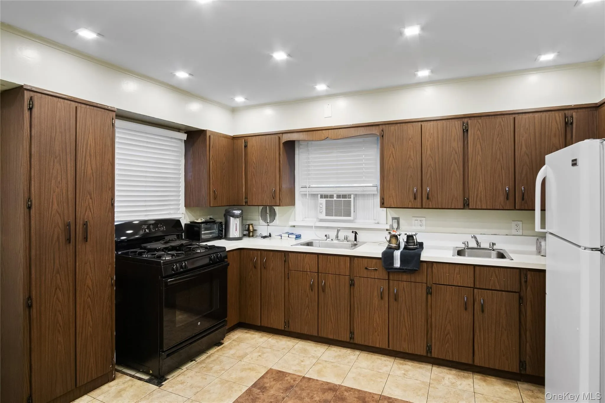 37 Nelshore Drive, Thompson, NY, 3 Bedrooms Bedrooms, 5 Rooms Rooms,1 BathroomBathrooms,Residential Sale,For Rent,Nelshore,0,991377 37 Nelshore Drive, Thompson, NY, 3 Bedrooms Bedrooms, 5 Rooms Rooms,1 BathroomBathrooms,Residential Sale,For Rent,Nelshore,0,991377