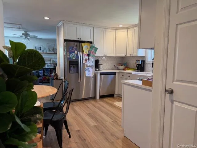 10 Hollingsworth Place, Brookhaven, NY, 3 Bedrooms Bedrooms, 6 Rooms Rooms,2 BathroomsBathrooms,Residential Lease,For Rent,Hollingsworth,0,991378 10 Hollingsworth Place, Brookhaven, NY, 3 Bedrooms Bedrooms, 6 Rooms Rooms,2 BathroomsBathrooms,Residential Lease,For Rent,Hollingsworth,0,991378