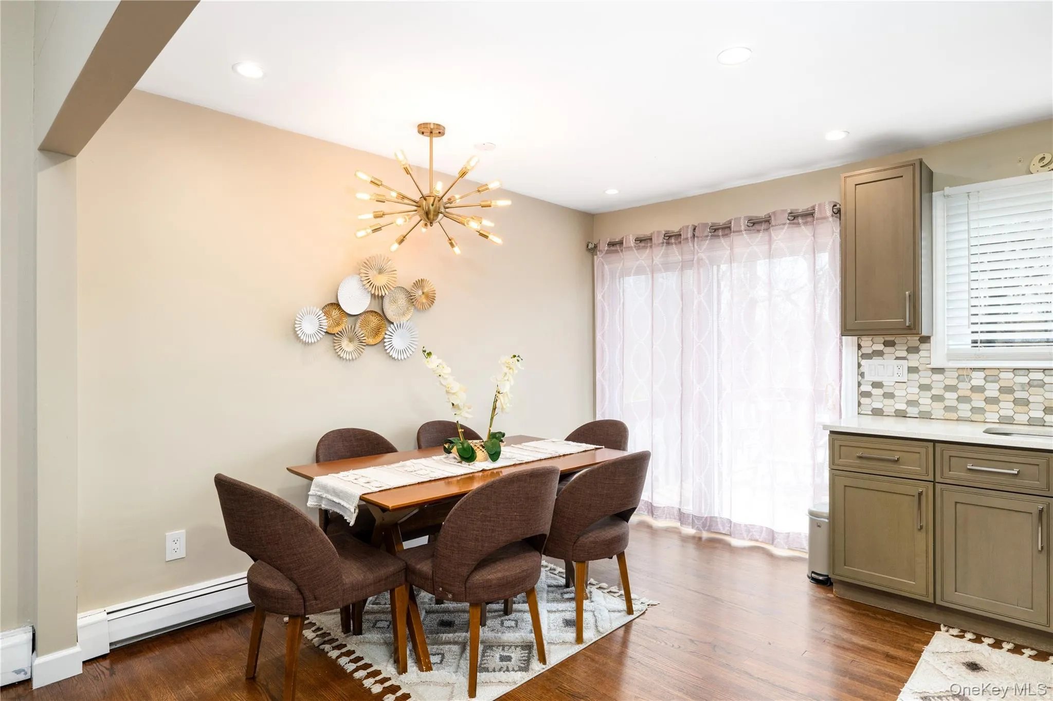 77 Kent Lake Avenue, Kent, NY, 2 Bedrooms Bedrooms, 5 Rooms Rooms,1 BathroomBathrooms,Residential,For Rent,Kent Lake,0,991386 77 Kent Lake Avenue, Kent, NY, 2 Bedrooms Bedrooms, 5 Rooms Rooms,1 BathroomBathrooms,Residential,For Rent,Kent Lake,0,991386