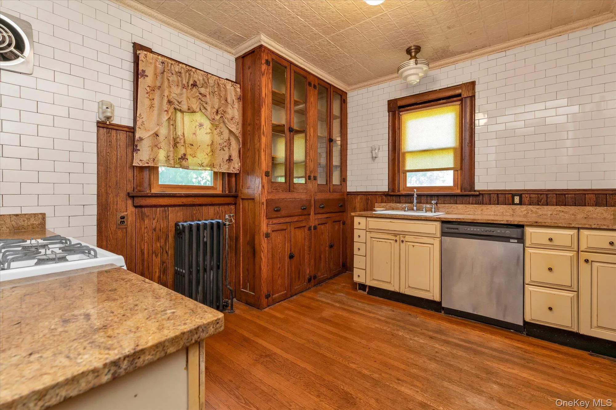 15 Wilson Lane, Hempstead, NY, 3 Bedrooms Bedrooms, 8 Rooms Rooms,1 BathroomBathrooms,Residential,For Rent,Wilson,0,991388 15 Wilson Lane, Hempstead, NY, 3 Bedrooms Bedrooms, 8 Rooms Rooms,1 BathroomBathrooms,Residential,For Rent,Wilson,0,991388