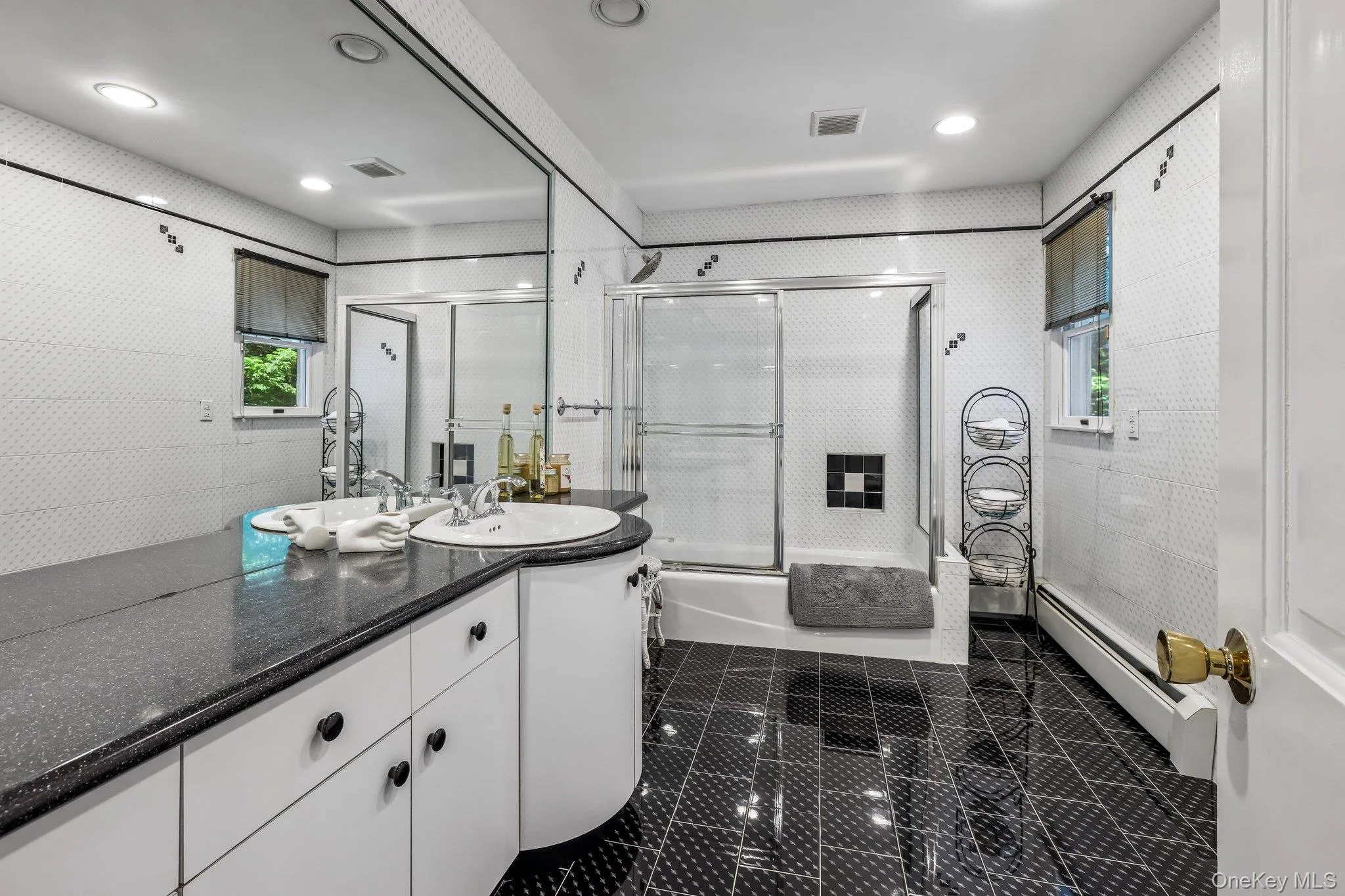 21 Windgate Drive, Clarkstown, NY, 5 Bedrooms Bedrooms, 10 Rooms Rooms,3 BathroomsBathrooms,Residential,For Rent,Windgate,0,991401 21 Windgate Drive, Clarkstown, NY, 5 Bedrooms Bedrooms, 10 Rooms Rooms,3 BathroomsBathrooms,Residential,For Rent,Windgate,0,991401