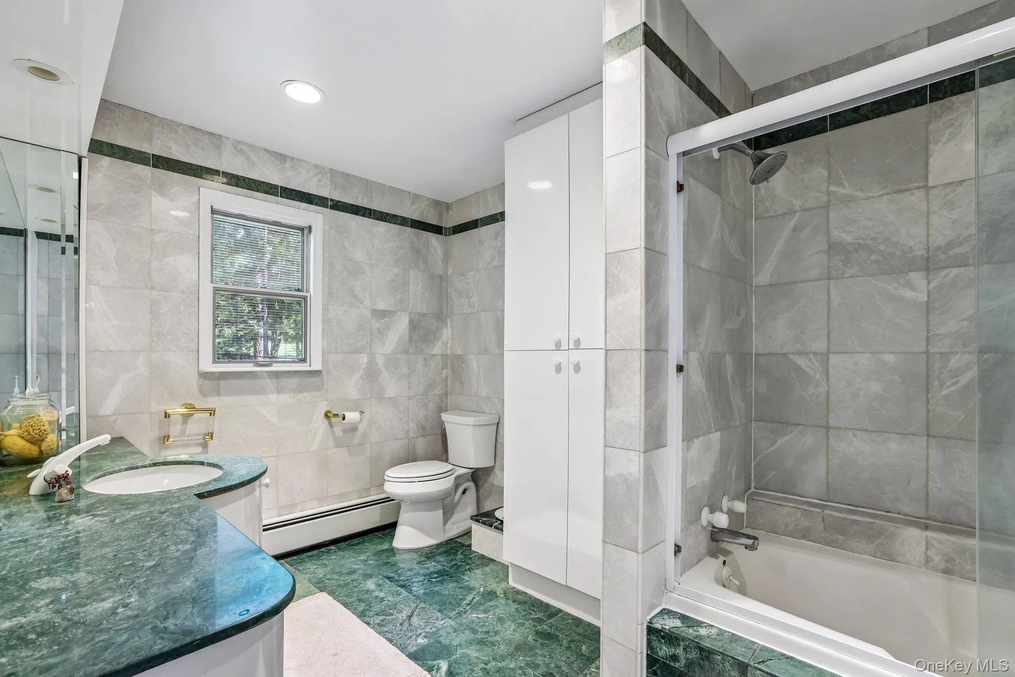 21 Windgate Drive, Clarkstown, NY, 5 Bedrooms Bedrooms, 10 Rooms Rooms,3 BathroomsBathrooms,Residential,For Rent,Windgate,0,991401 21 Windgate Drive, Clarkstown, NY, 5 Bedrooms Bedrooms, 10 Rooms Rooms,3 BathroomsBathrooms,Residential,For Rent,Windgate,0,991401
